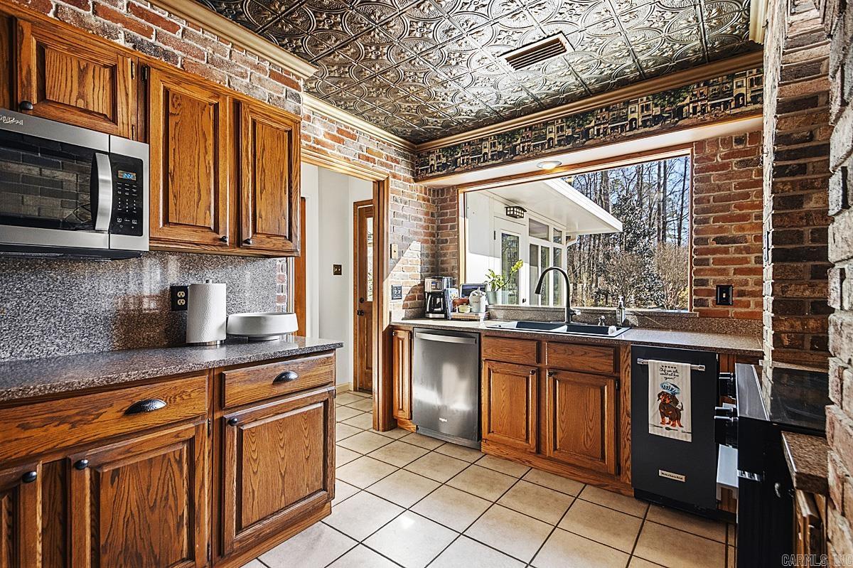 SHACKLEFORD ACRES - Residential