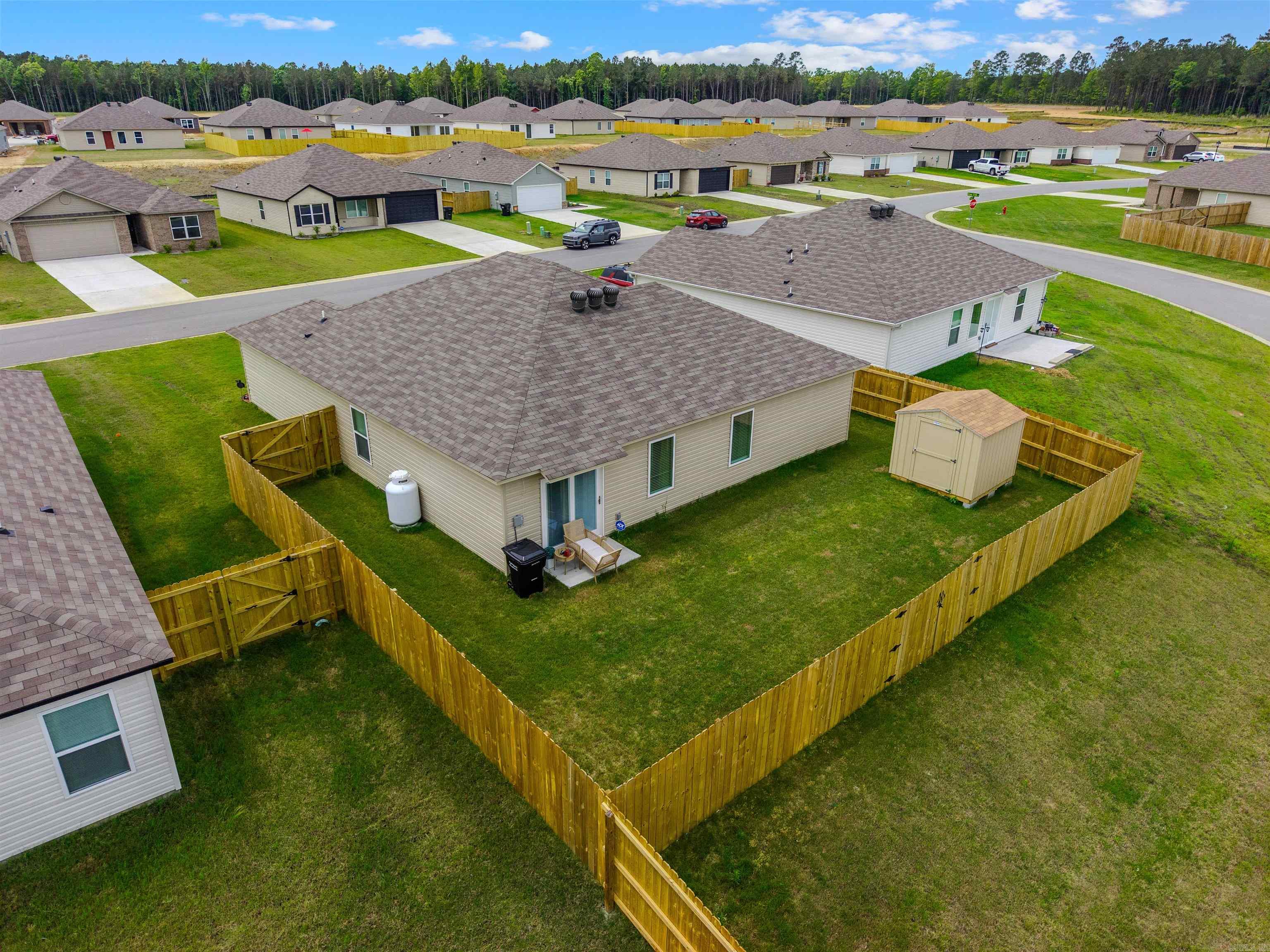 SPRINGLAKE TRAILS - Residential