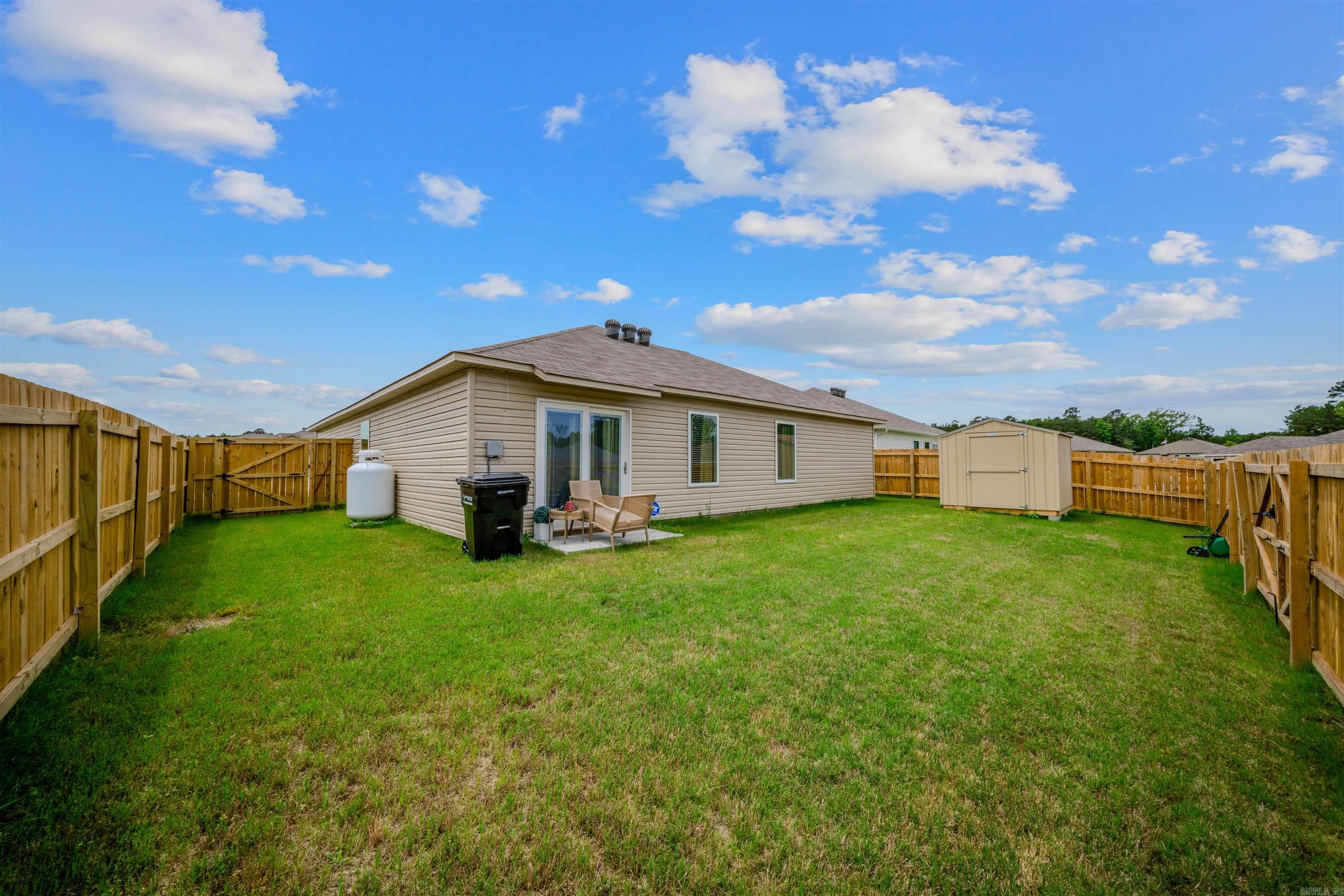 SPRINGLAKE TRAILS - Residential