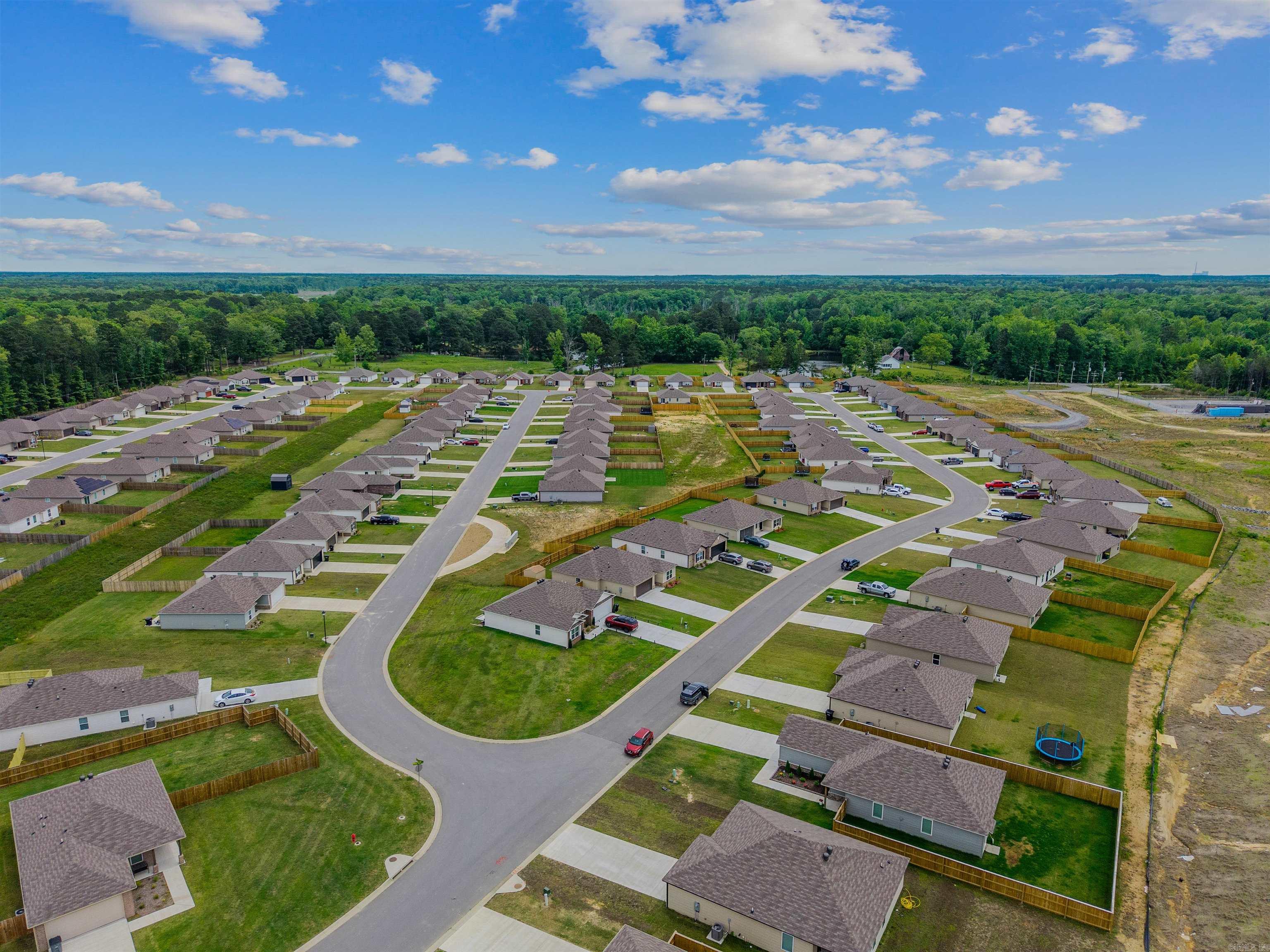 SPRINGLAKE TRAILS - Residential