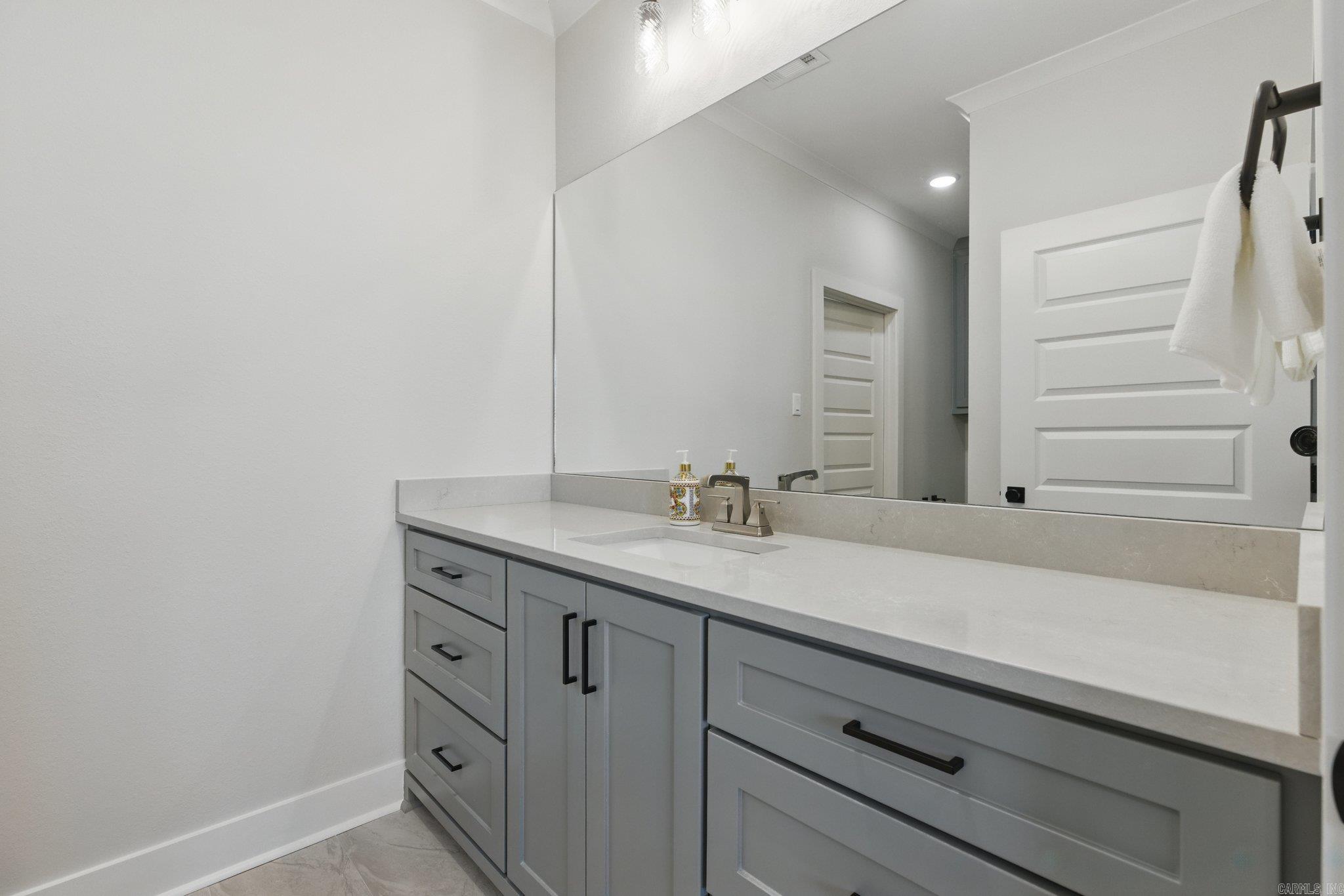 EDGEWOOD PHASE 1 - Residential Lease