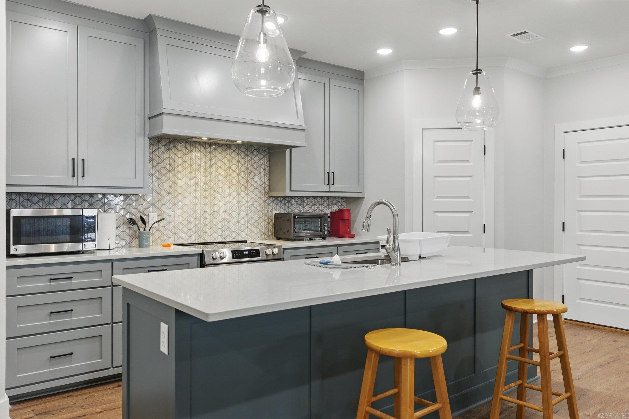 EDGEWOOD PHASE 1 - Residential Lease