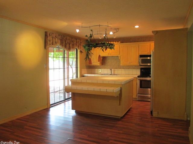 Fairwood #1 - Residential