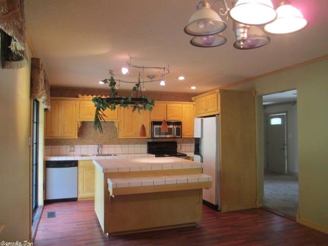 Fairwood #1 - Residential