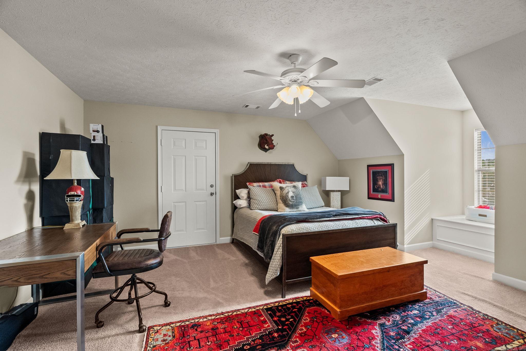 MAUMELLE VALLEY ESTATES - Residential