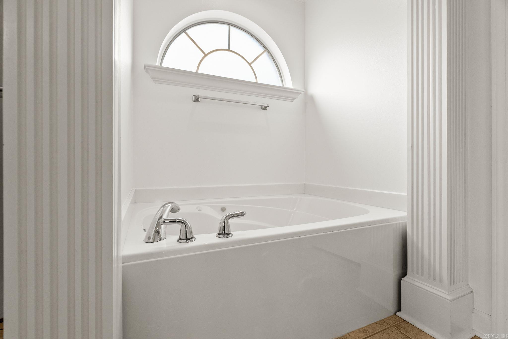 MAUMELLE VALLEY ESTATES - Residential