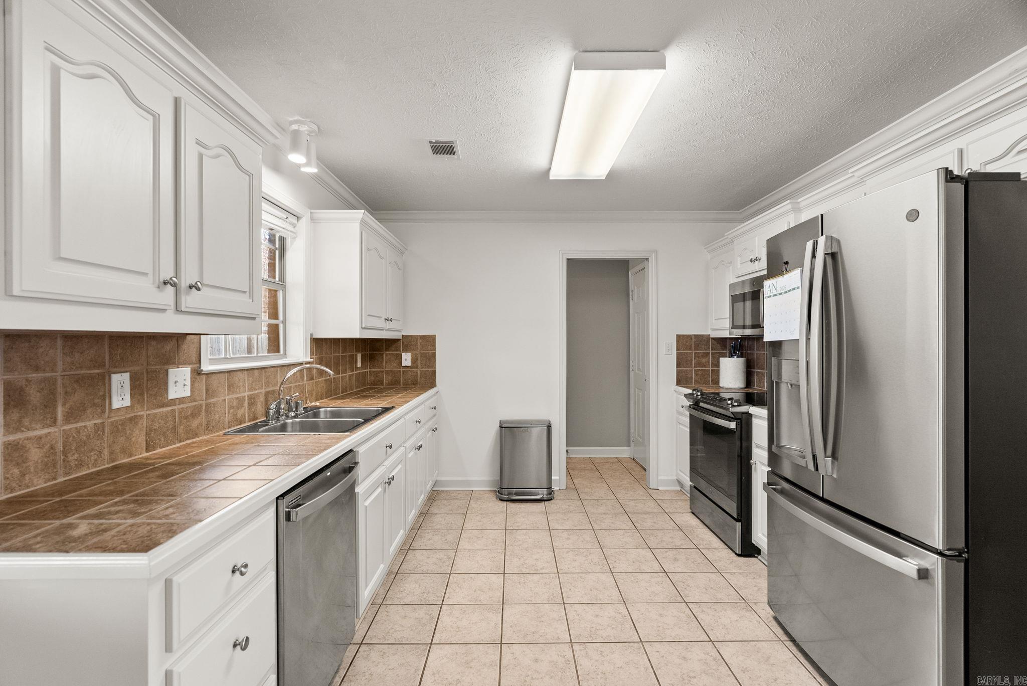 MAUMELLE VALLEY ESTATES - Residential