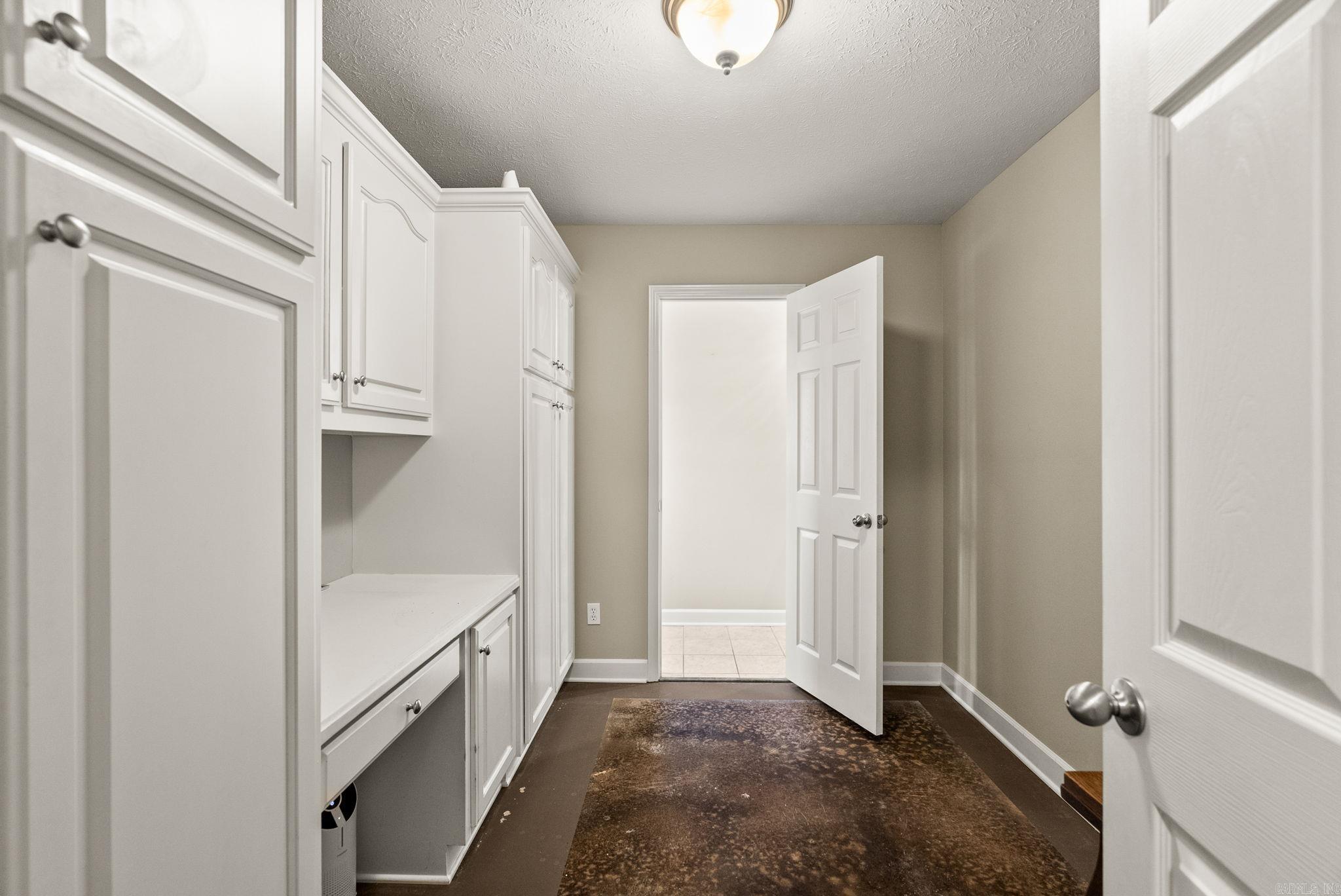 MAUMELLE VALLEY ESTATES - Residential