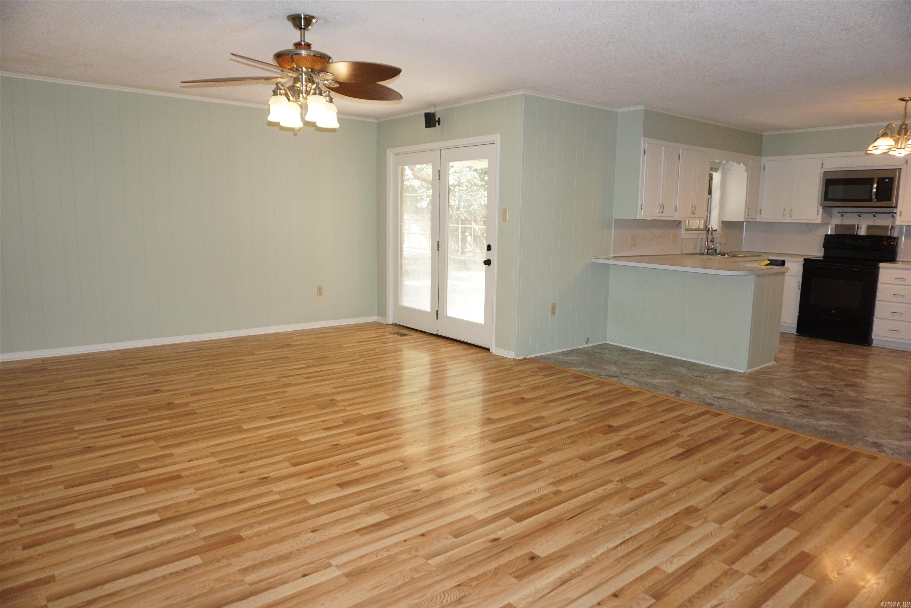 WESTERN HILLS ADD - Residential