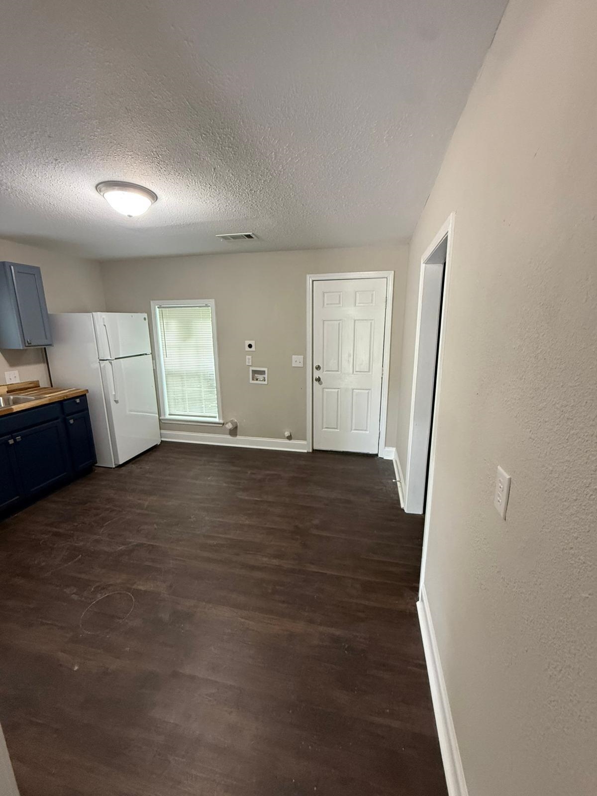 RUDDLE HEIGHTS ADD - Residential Lease