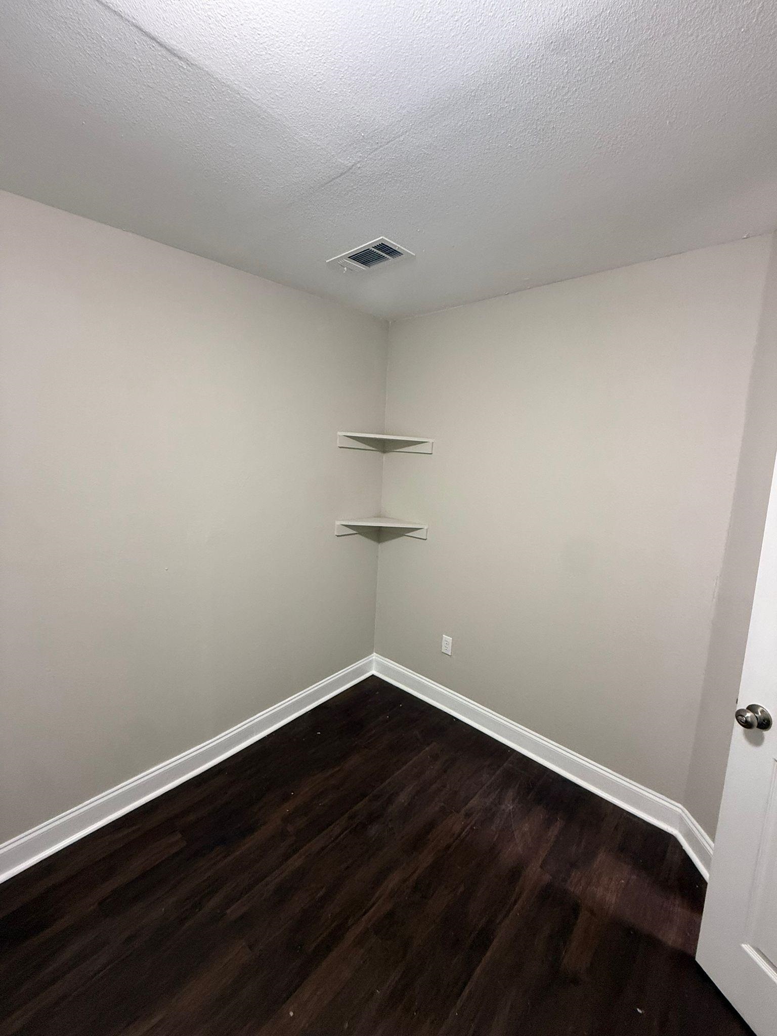 RUDDLE HEIGHTS ADD - Residential Lease