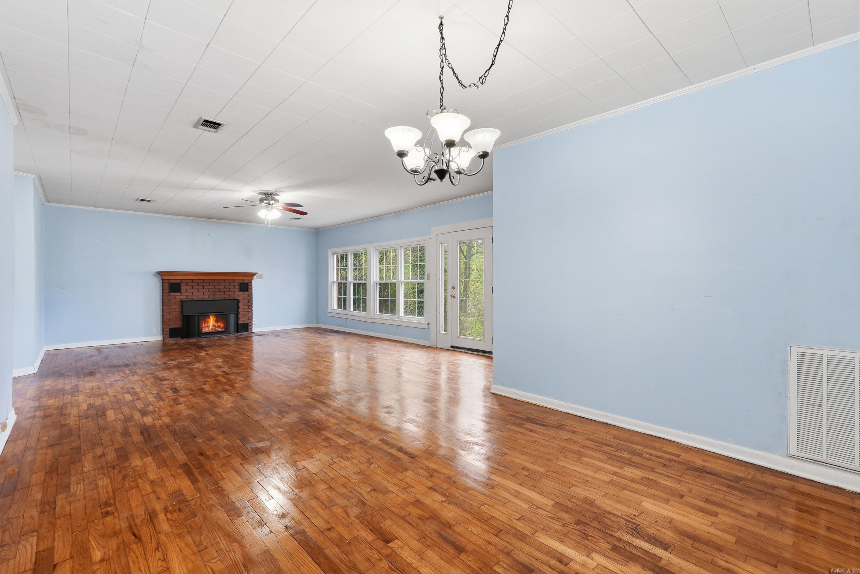 Metes & Bounds - Residential