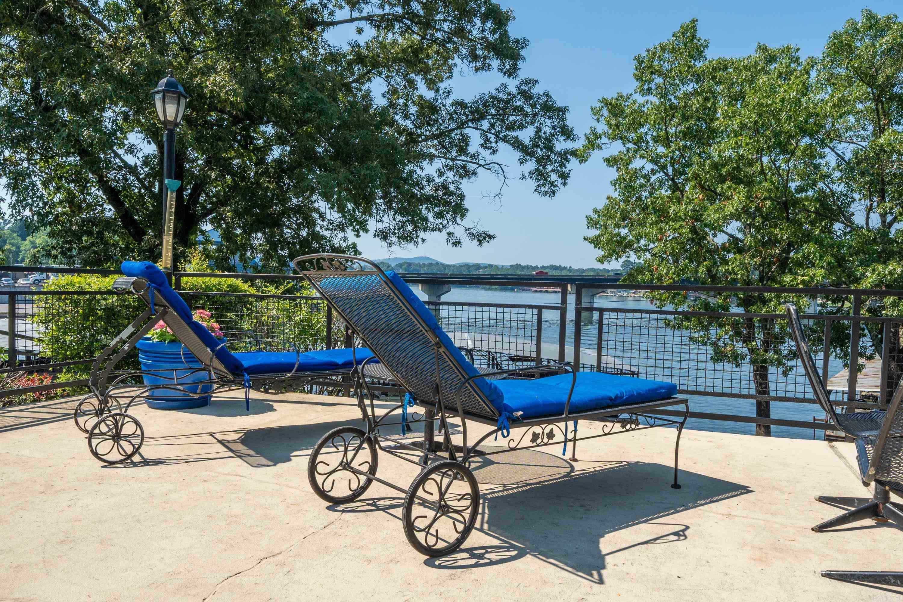 BEACON MANOR HPR - Residential