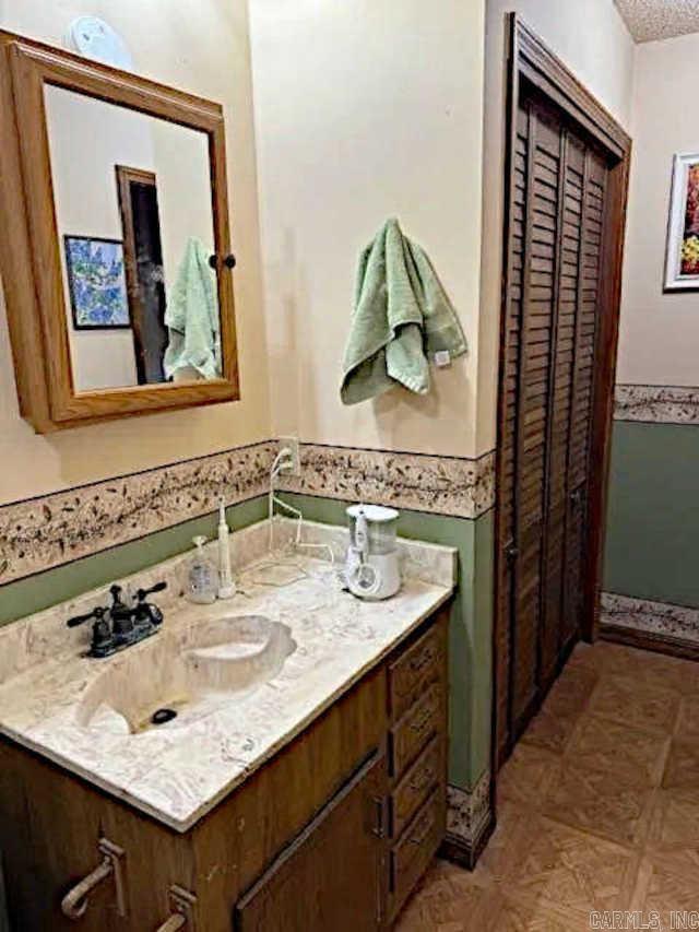 Country - Residential