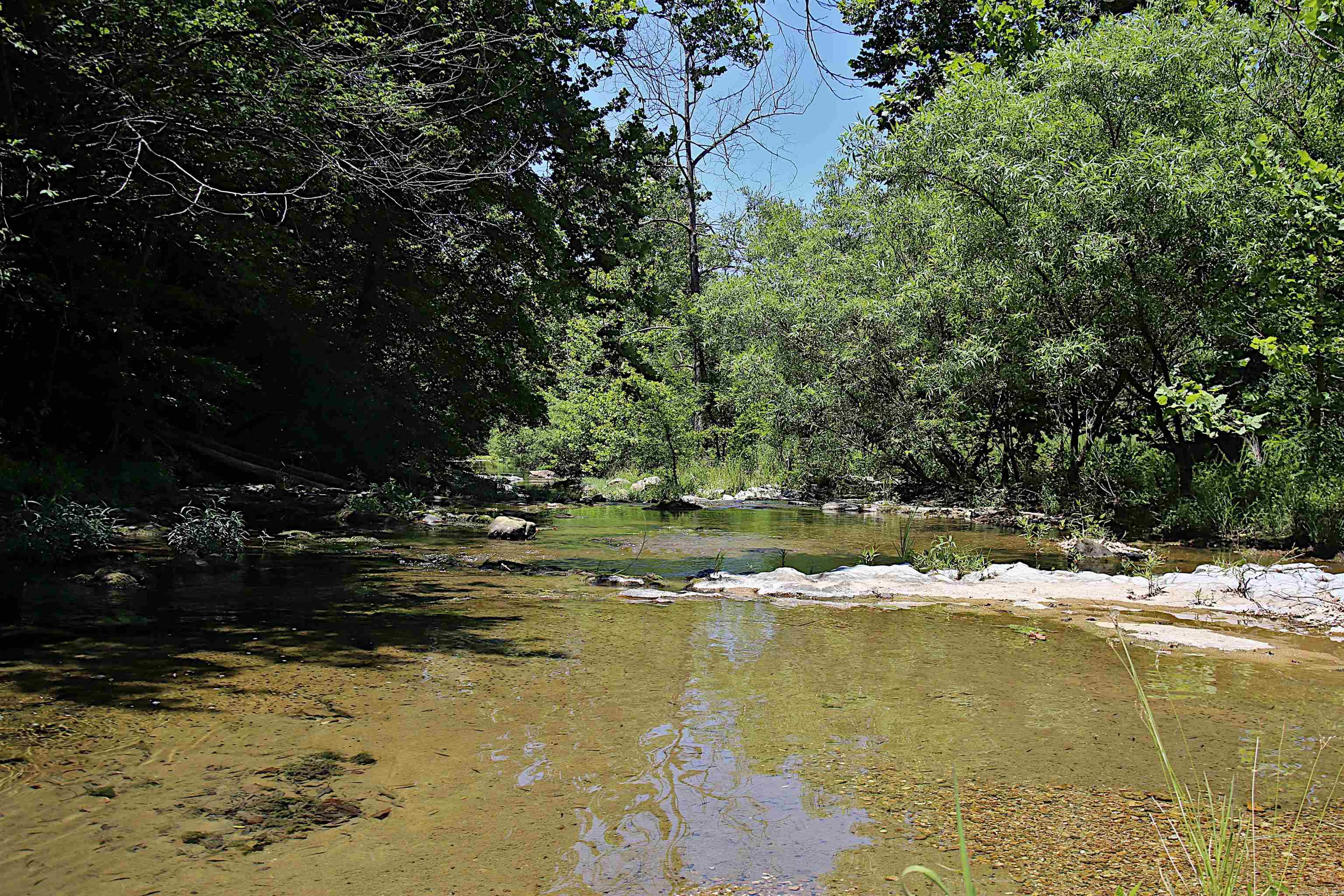 Country - Residential
