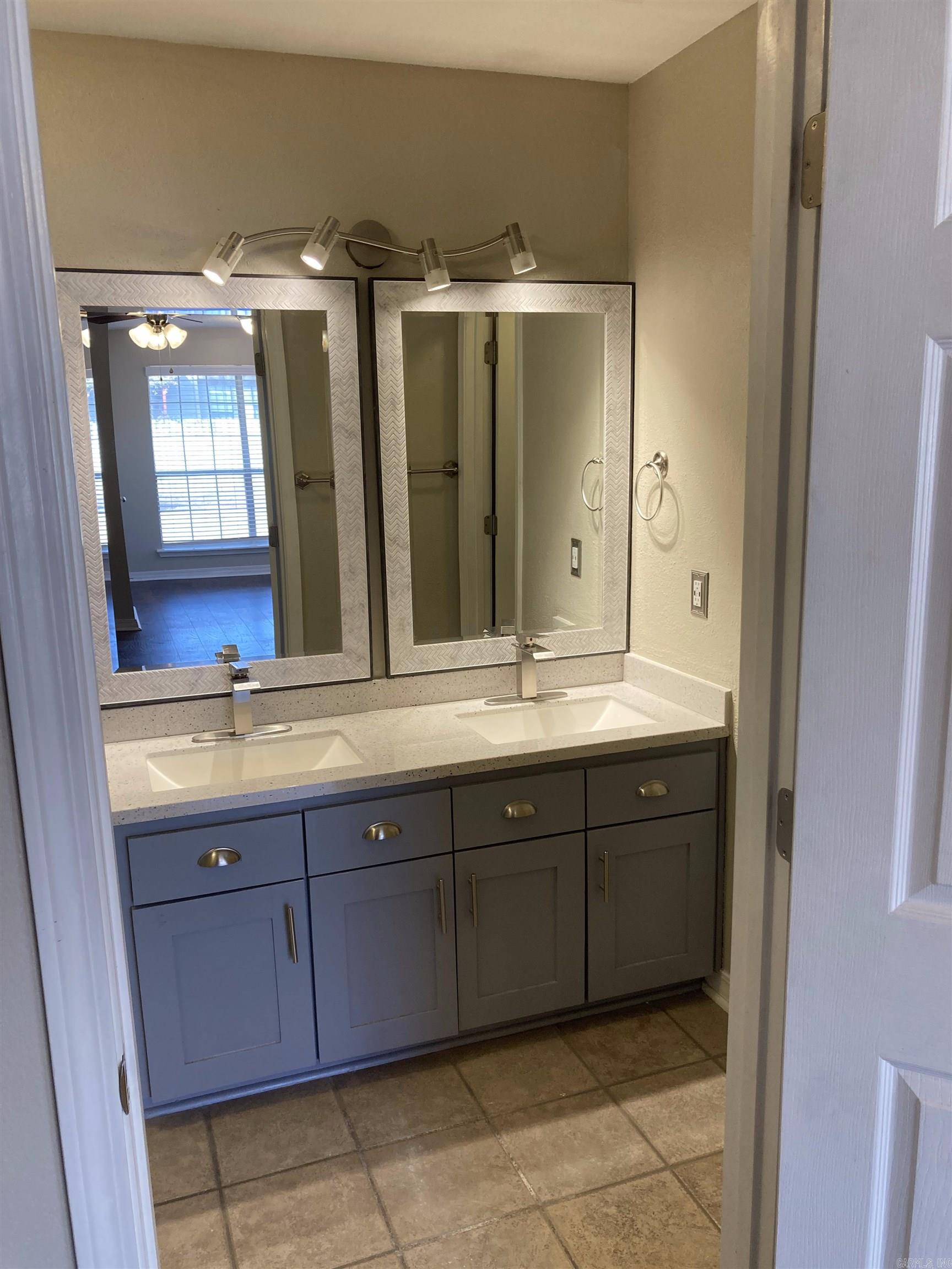 Robinwood - Residential Lease