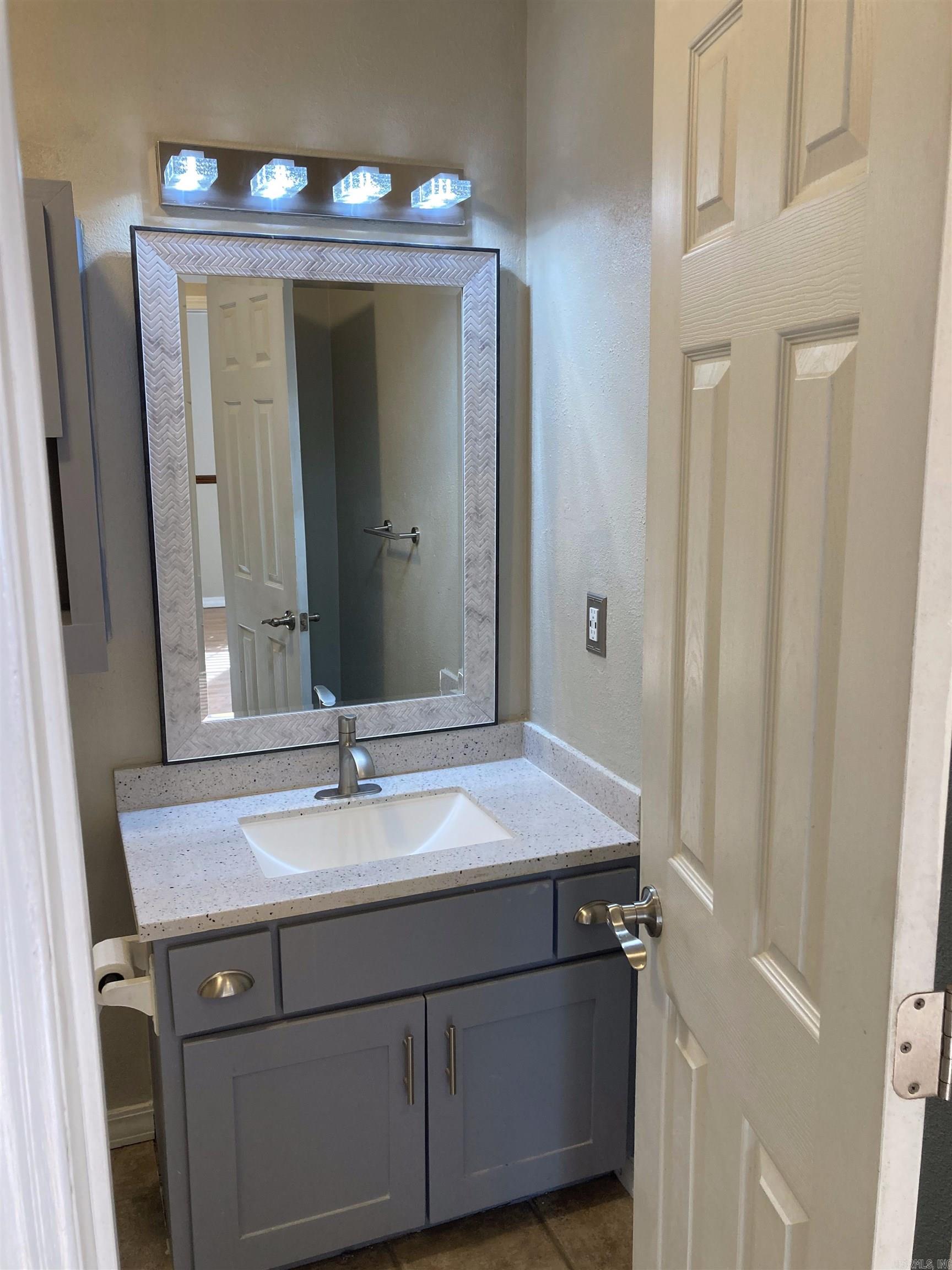 Robinwood - Residential Lease