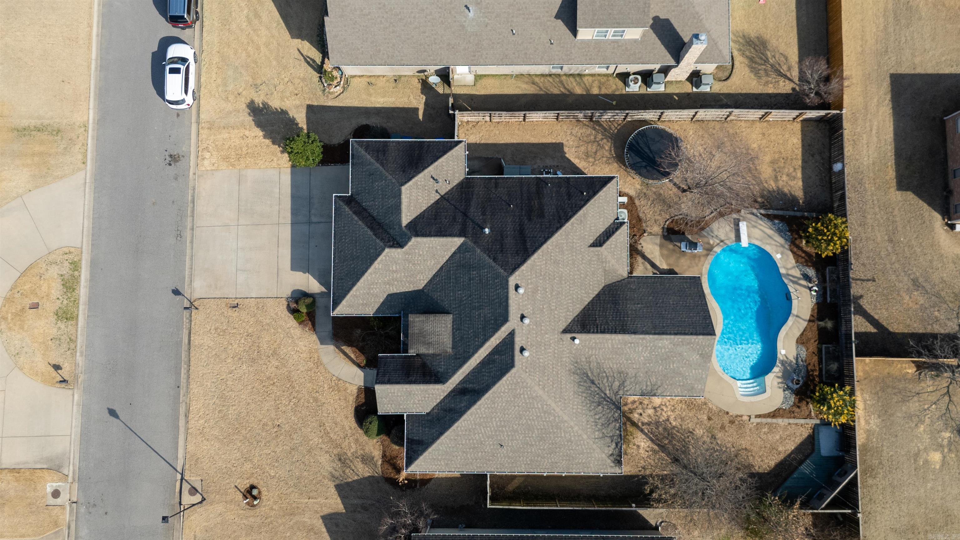 APPLEWOOD COVE - Residential