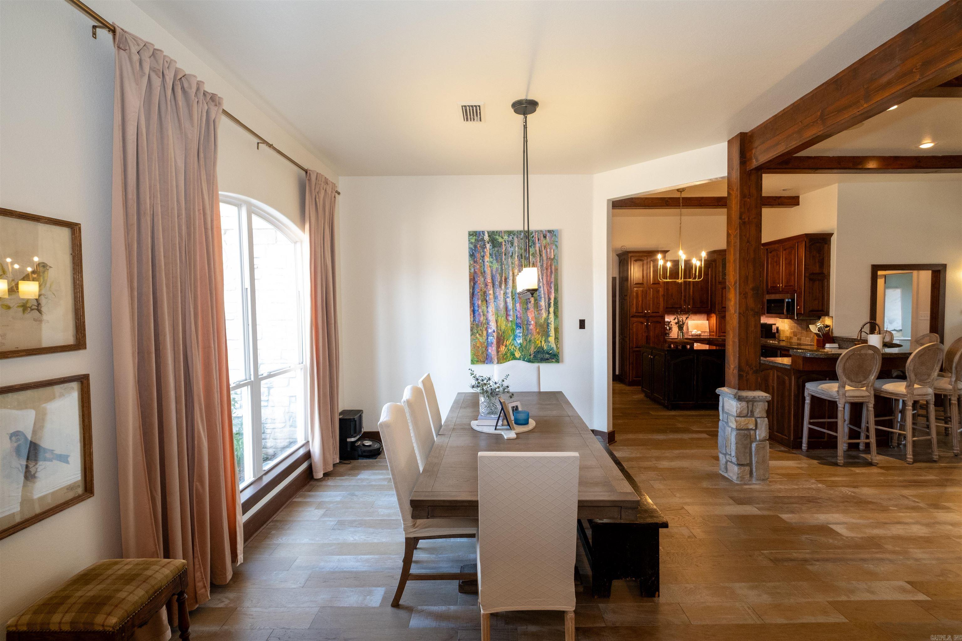 APPLEWOOD COVE - Residential