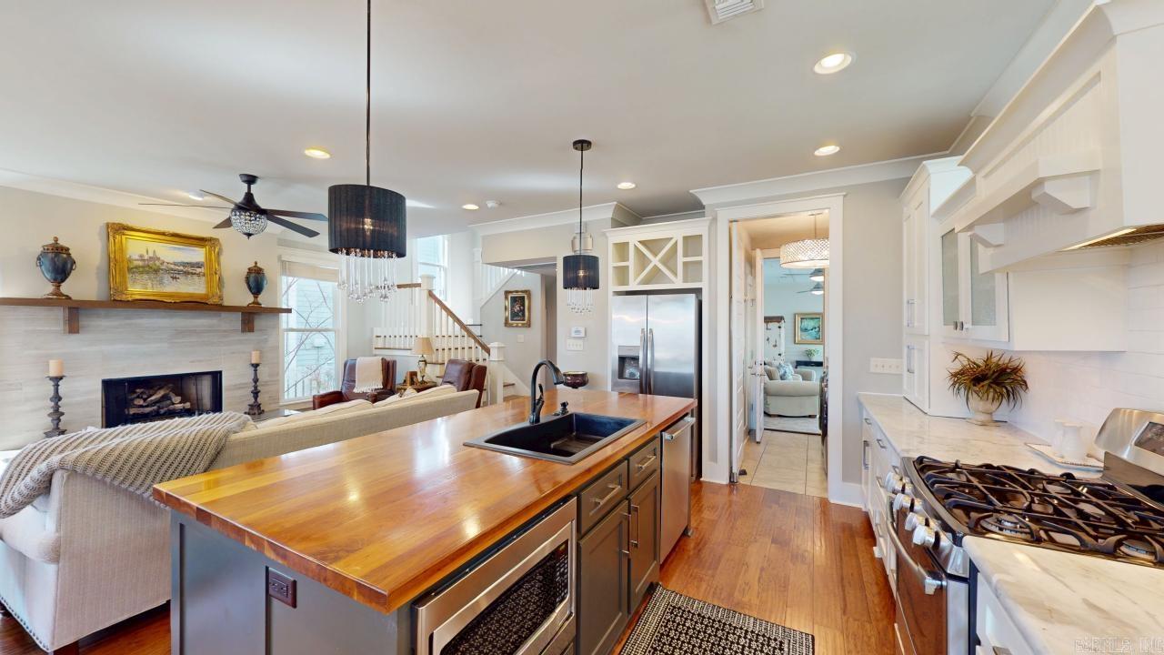 VILLAGE AT HENDRIX - Residential