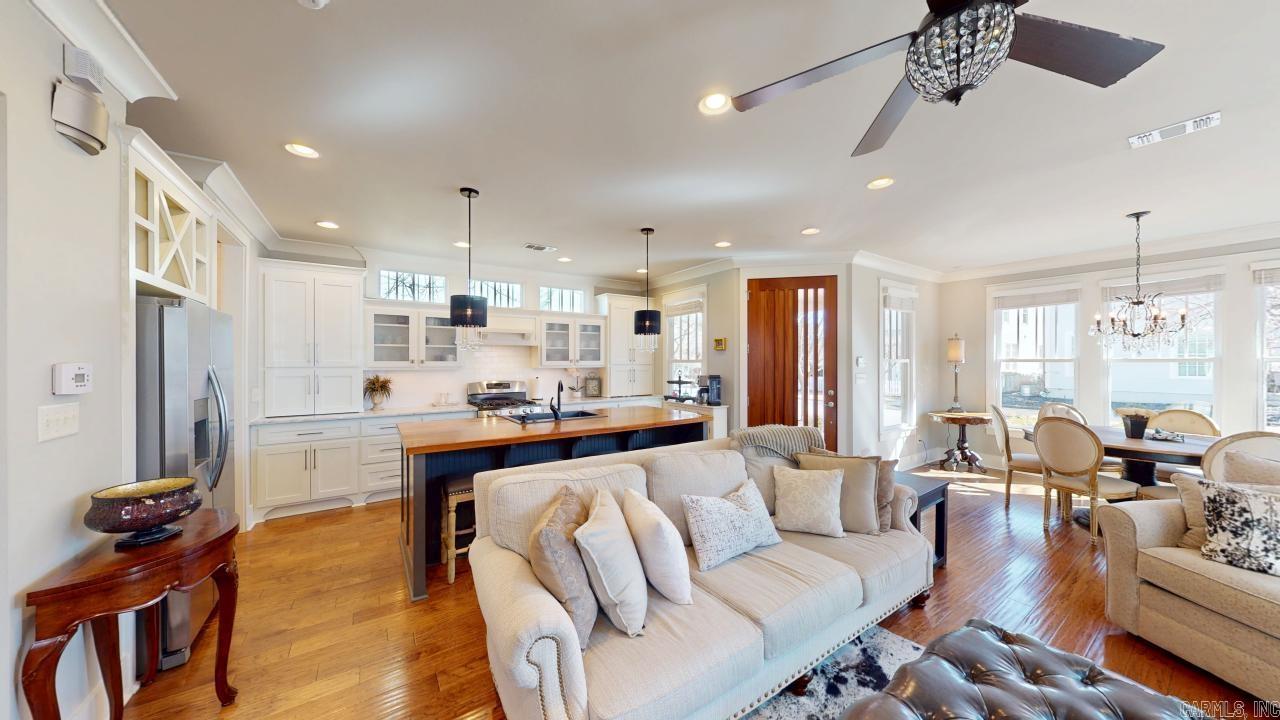 VILLAGE AT HENDRIX - Residential