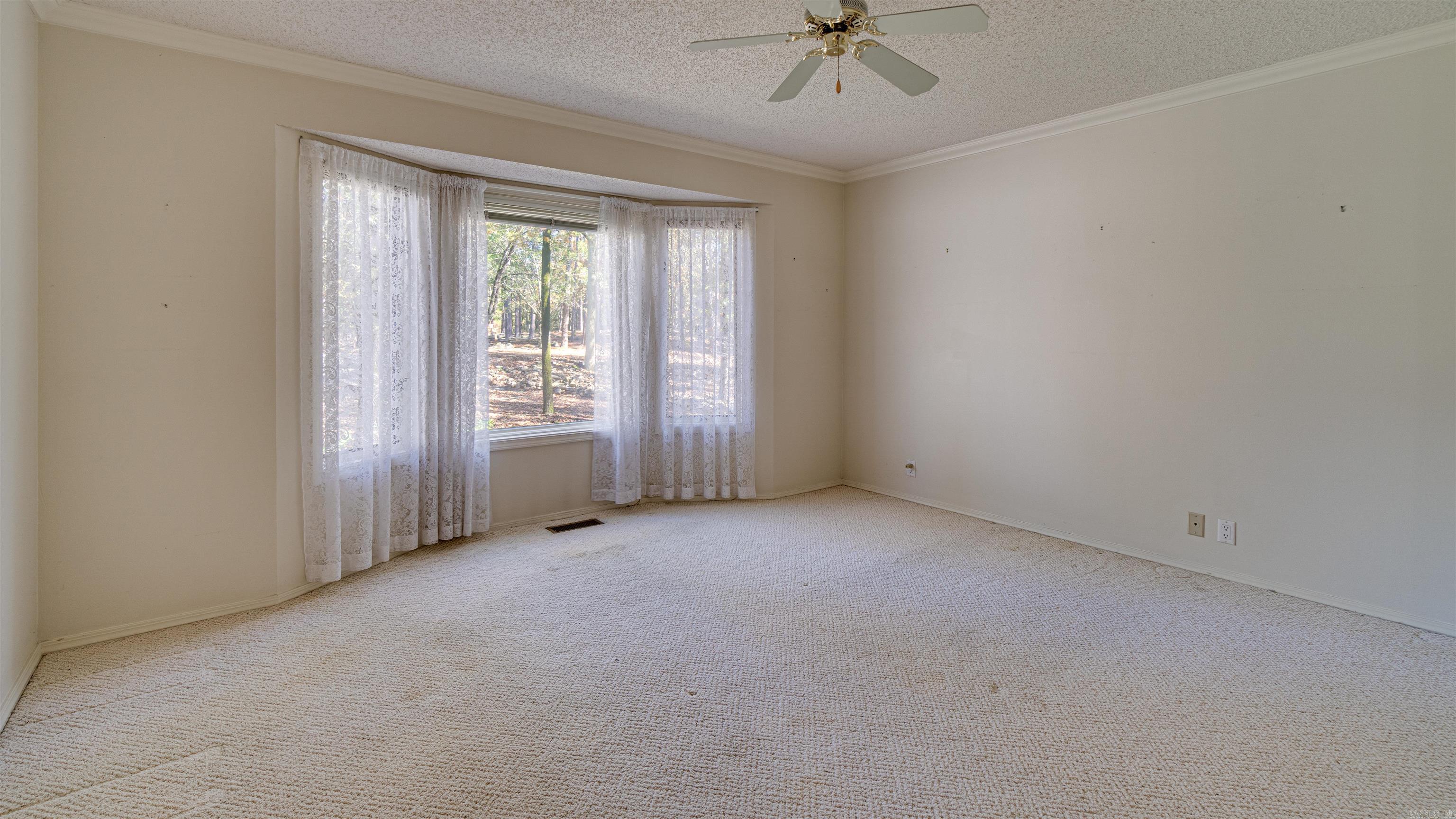 BALLESTEROS - Residential