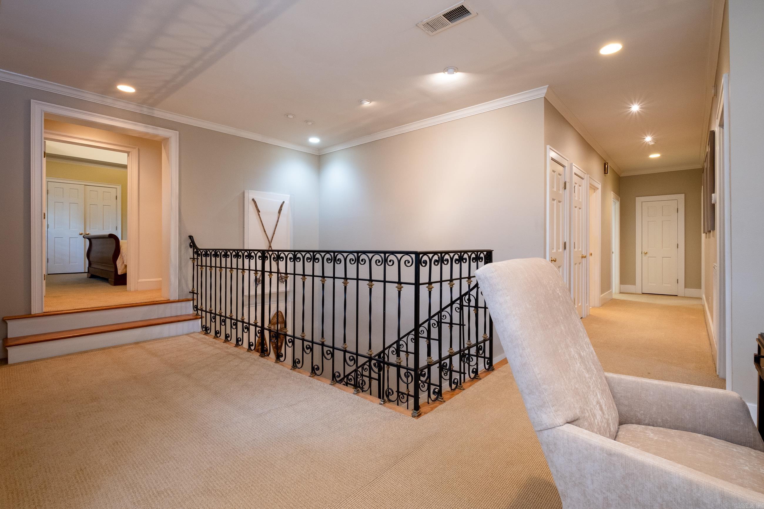 SHADOWLAWN - Residential