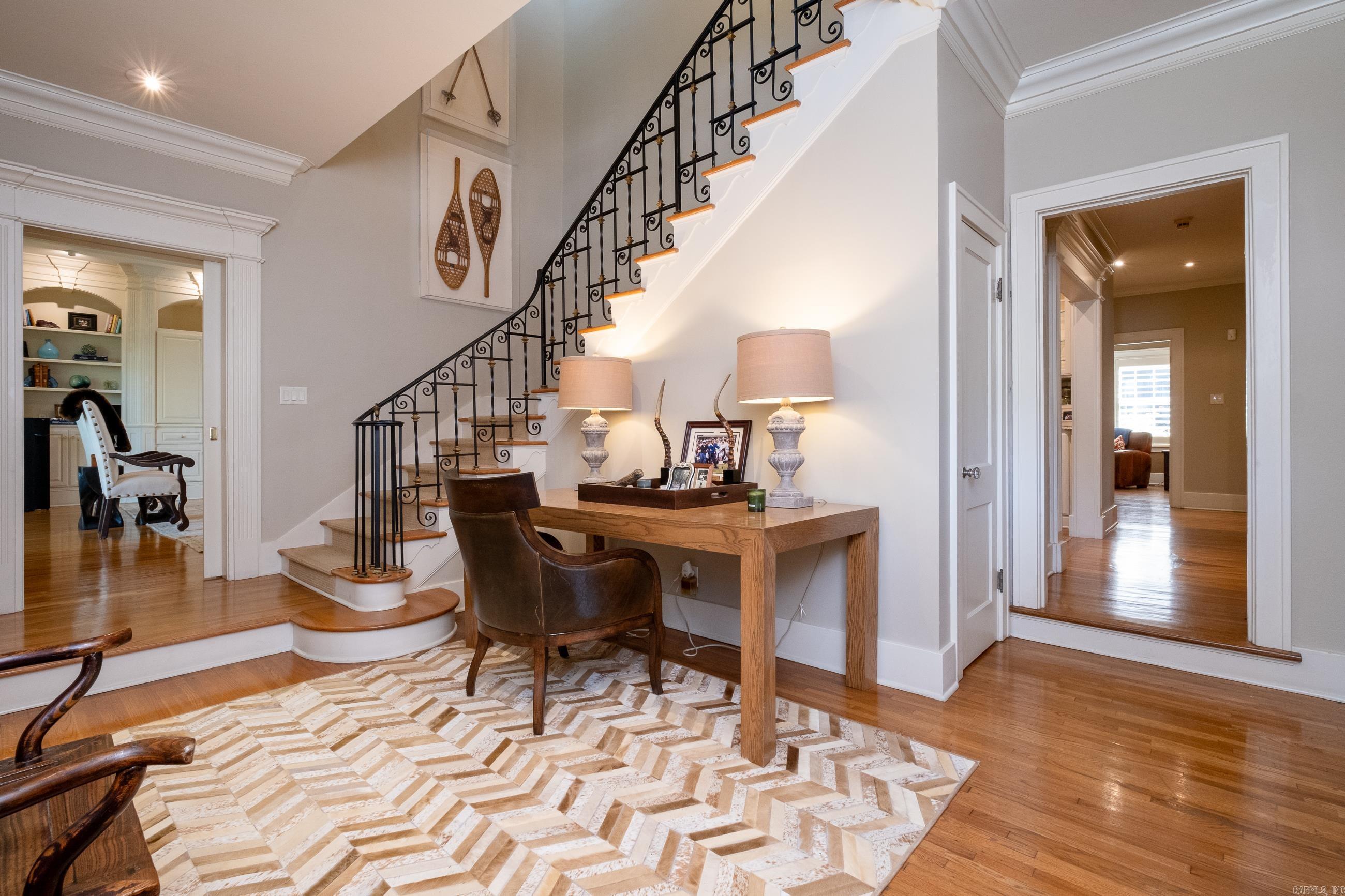 SHADOWLAWN - Residential