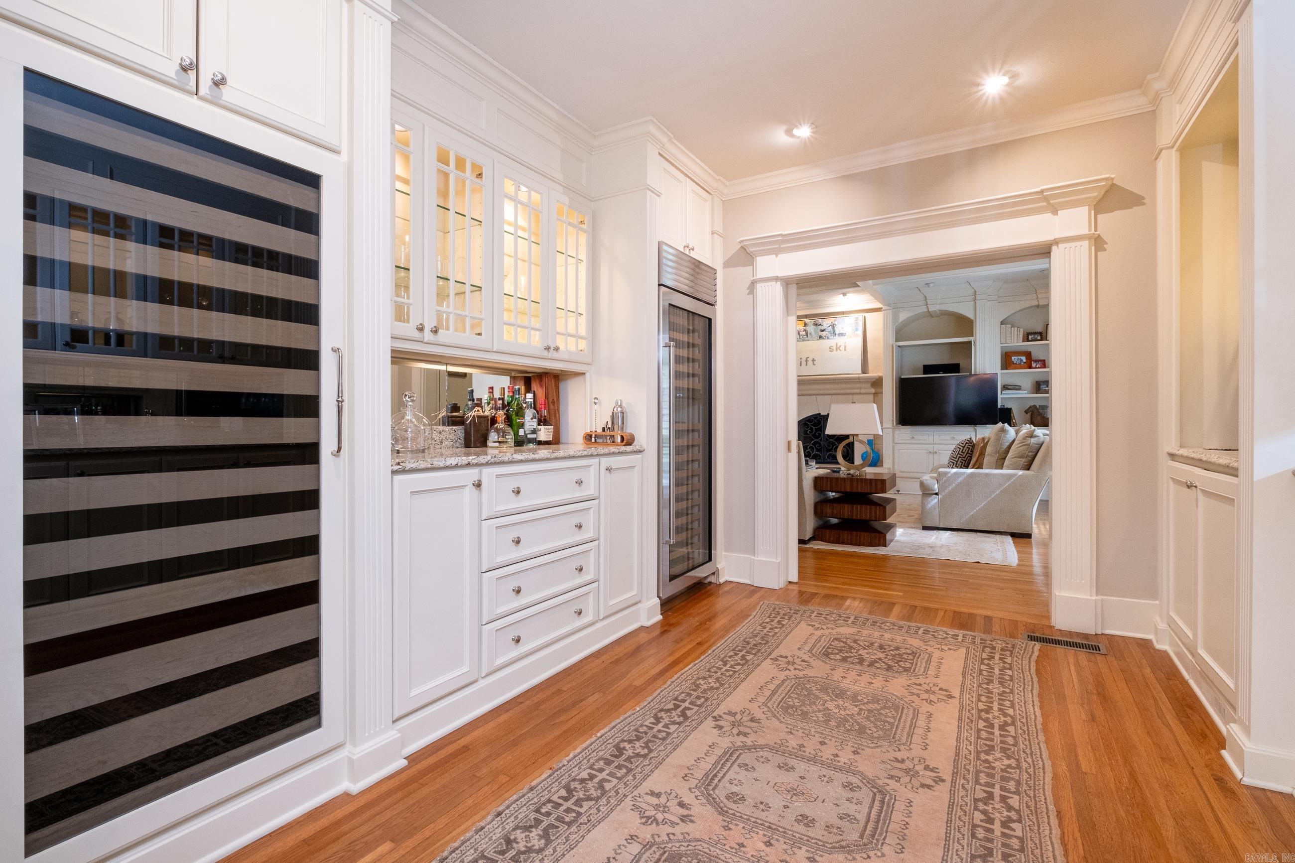 SHADOWLAWN - Residential