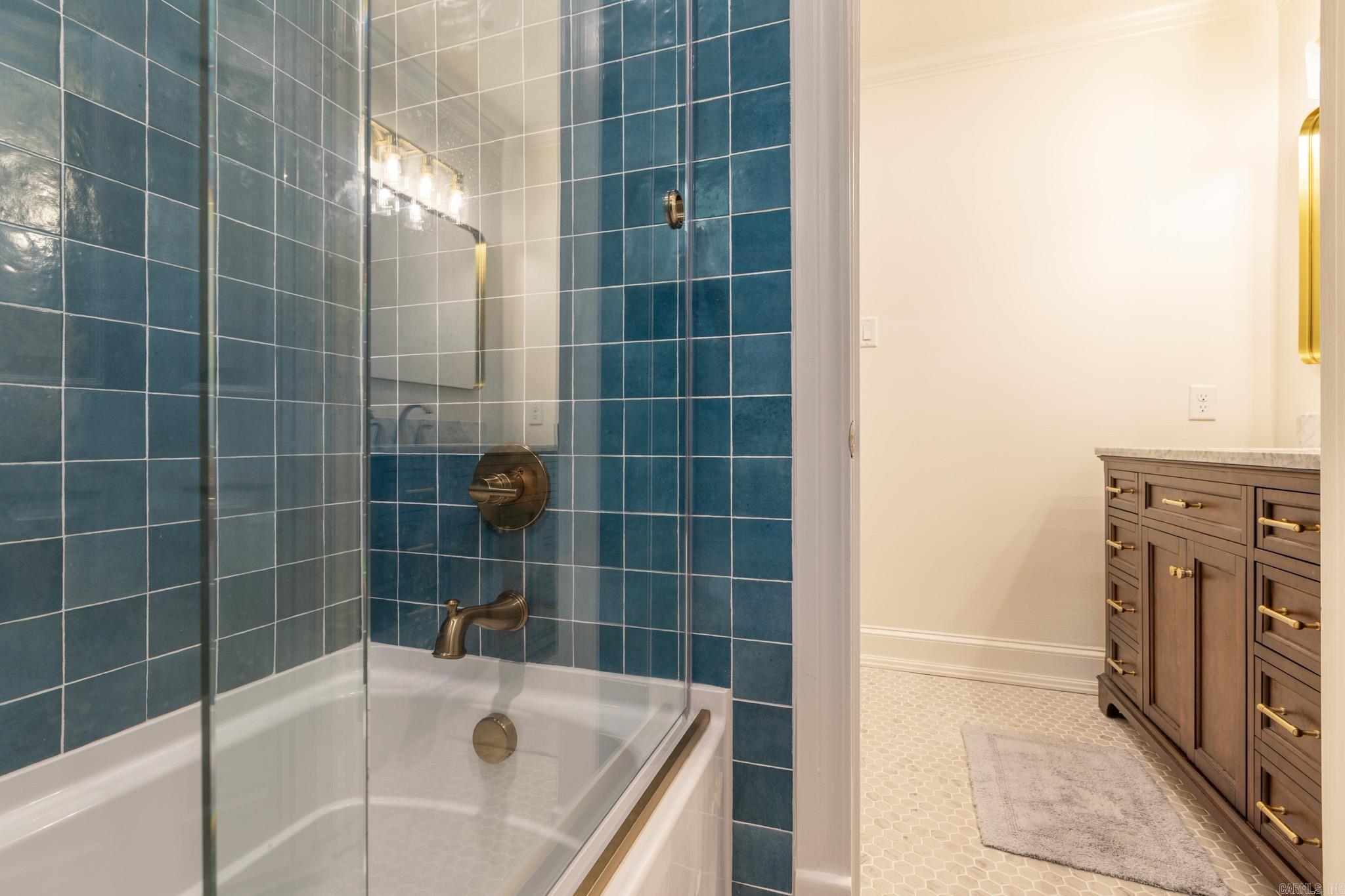 WINDSOR VALLEY ADDN - Residential