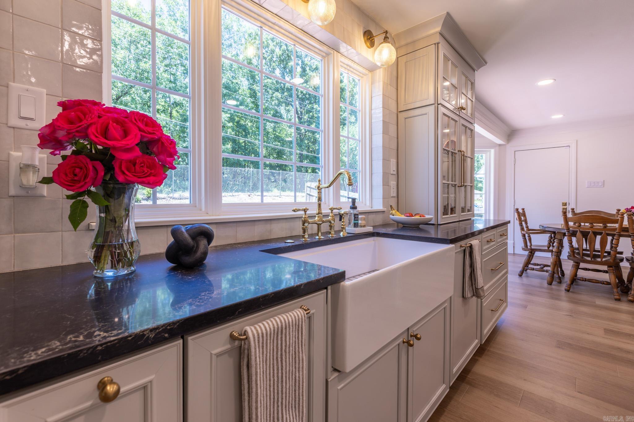 WINDSOR VALLEY ADDN - Residential