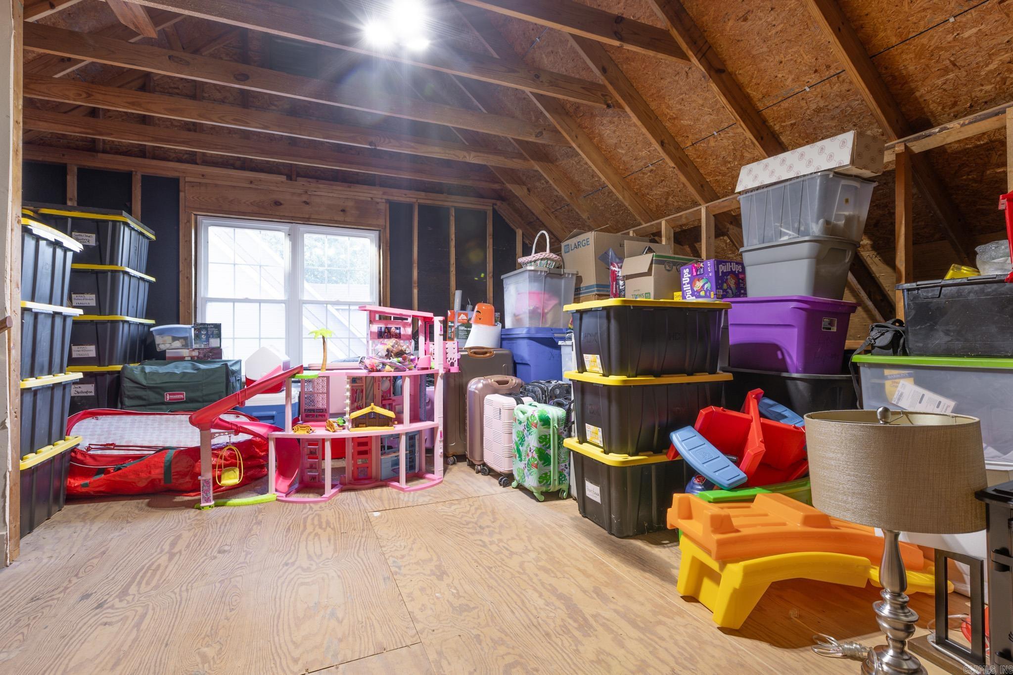 WINDSOR VALLEY ADDN - Residential