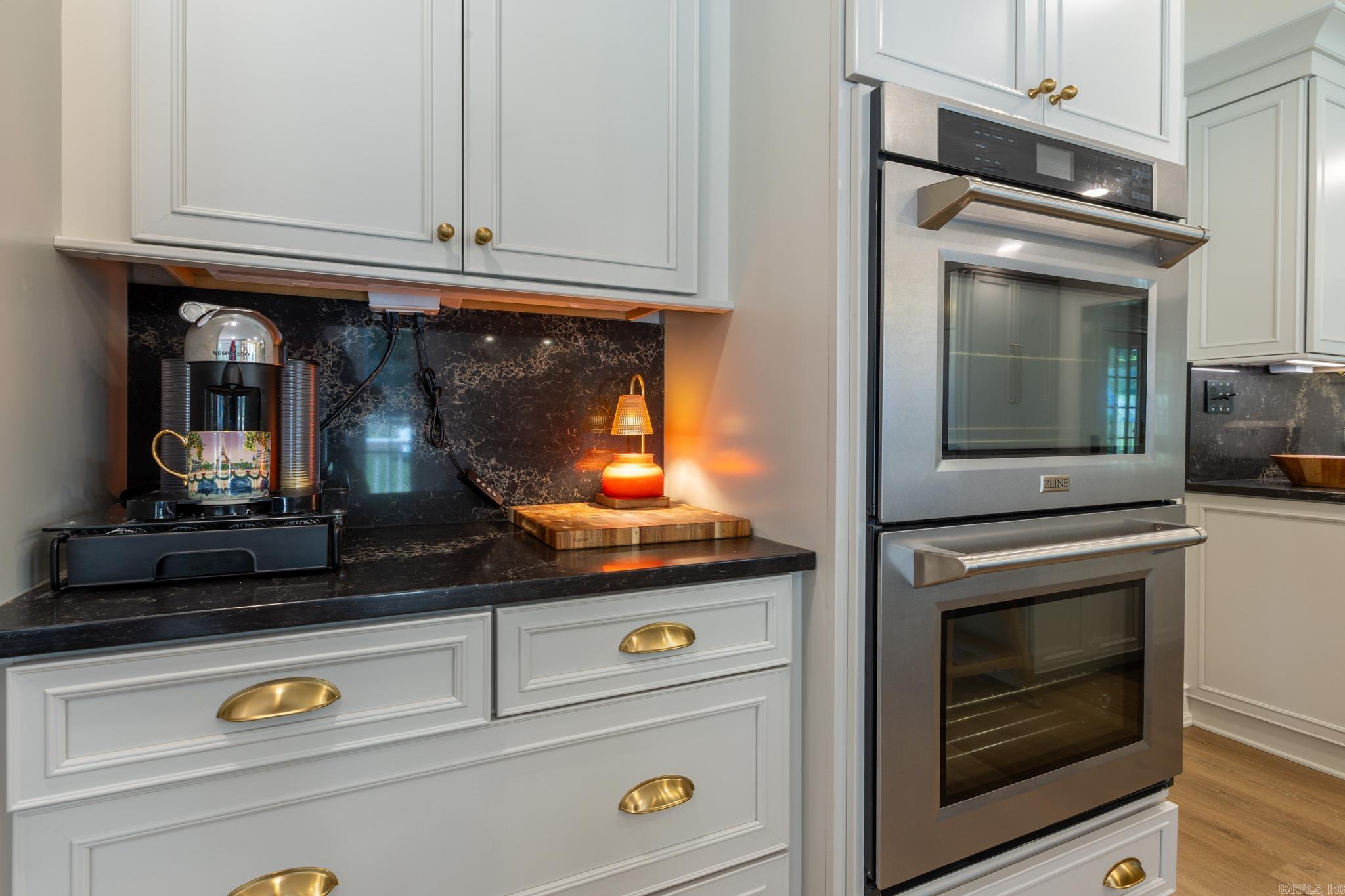 WINDSOR VALLEY ADDN - Residential