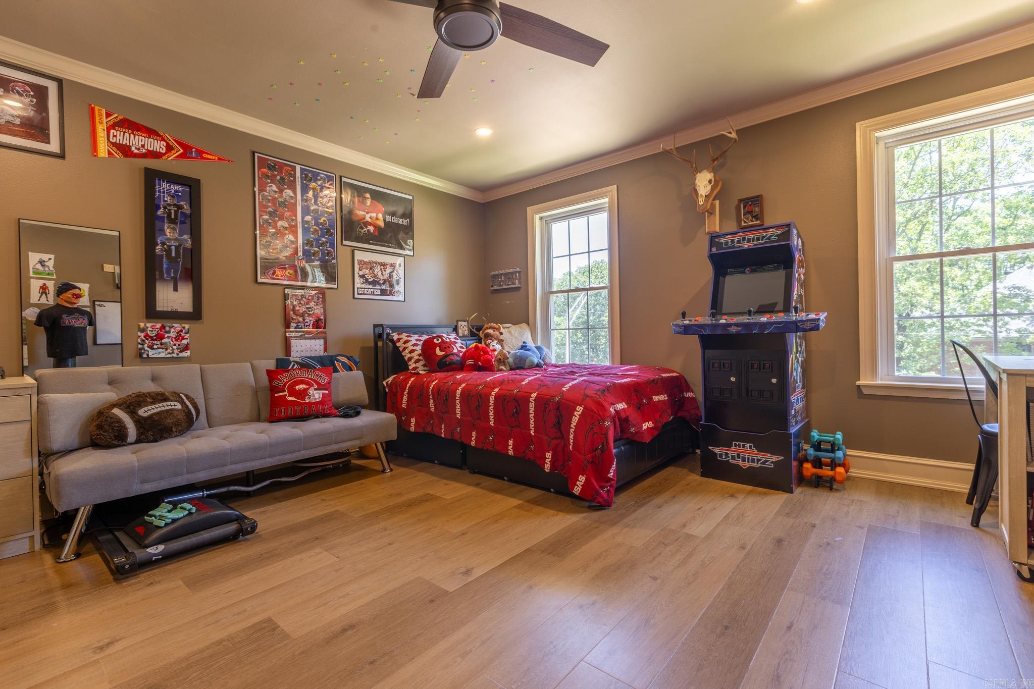 WINDSOR VALLEY ADDN - Residential