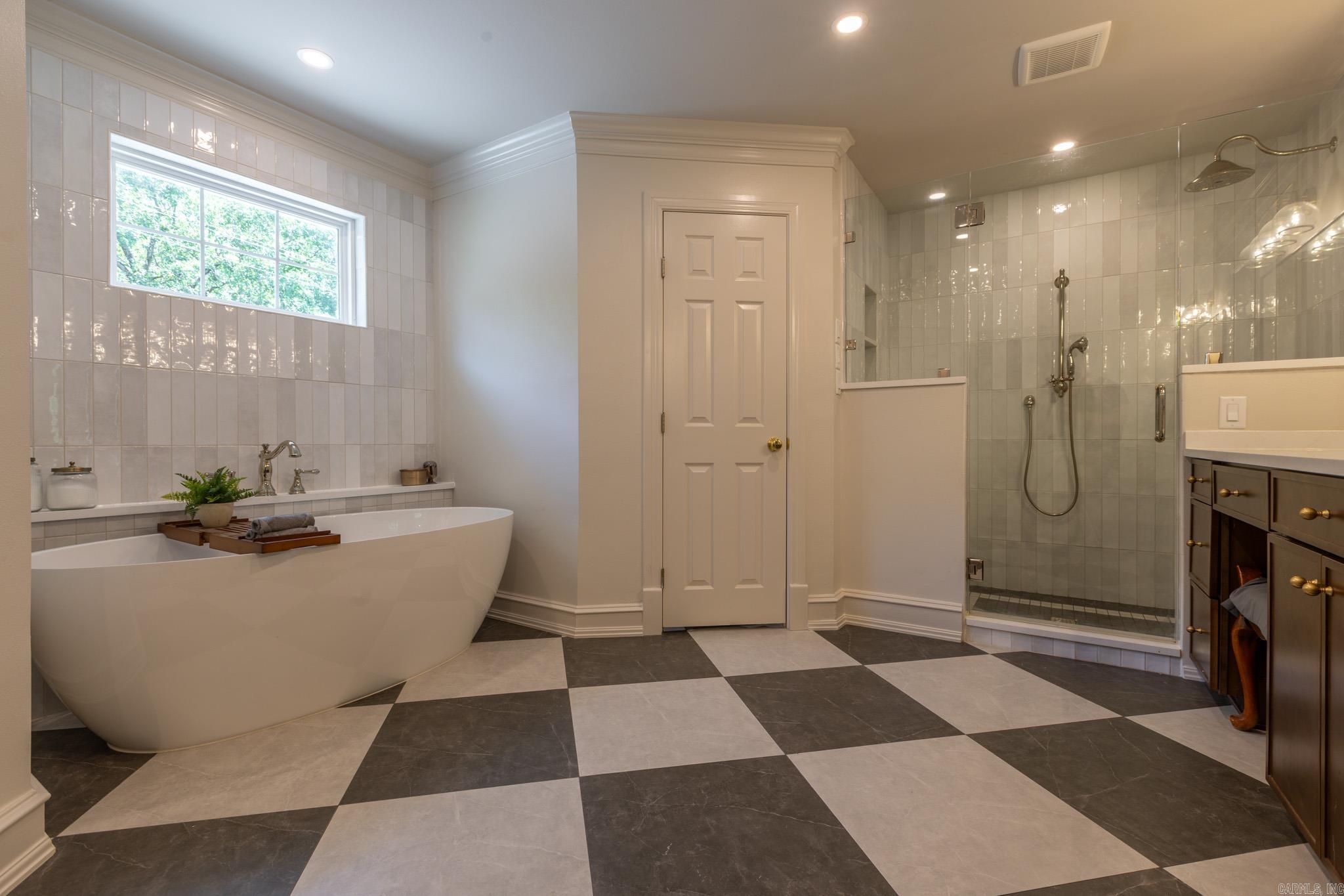 WINDSOR VALLEY ADDN - Residential