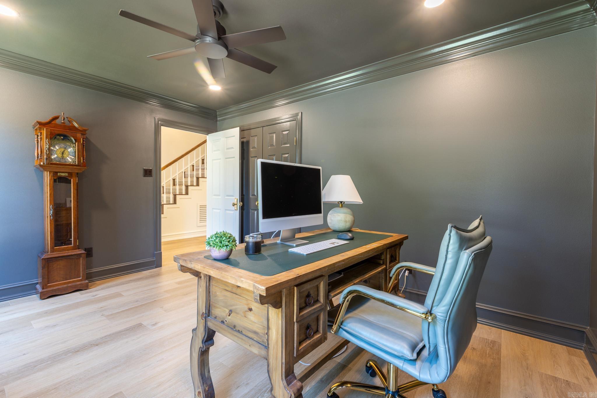 WINDSOR VALLEY ADDN - Residential