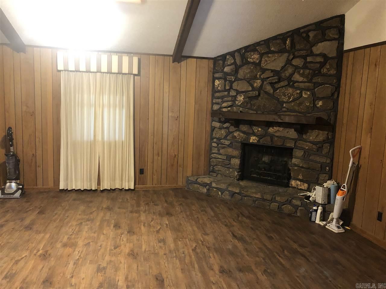 Stonewall - Residential Lease