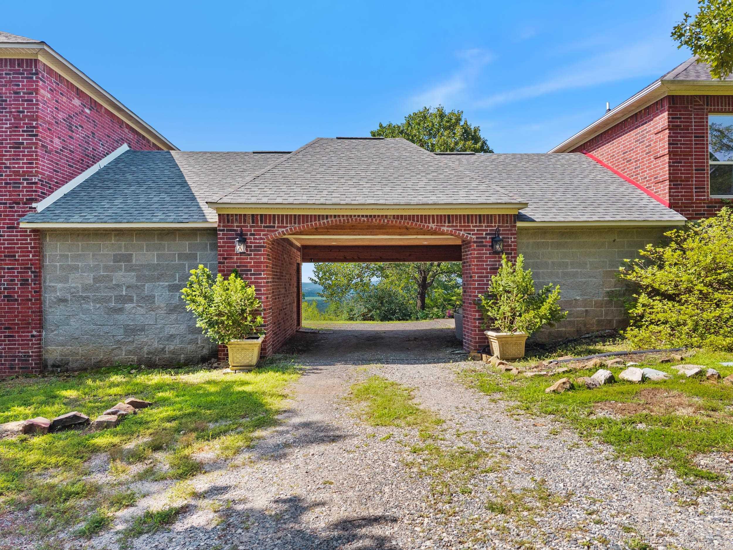 HIGH POINT - Residential