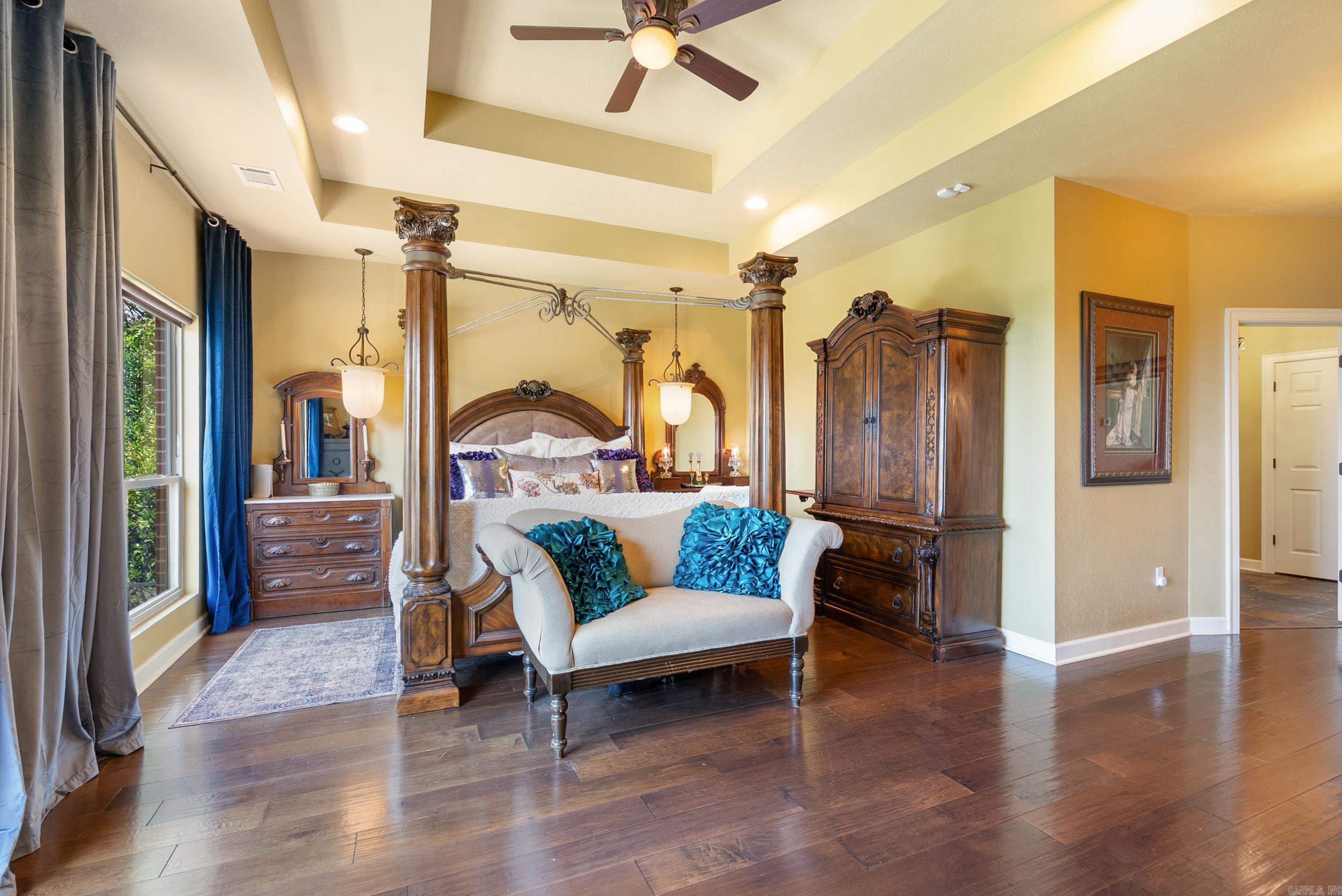 HIGH POINT - Residential