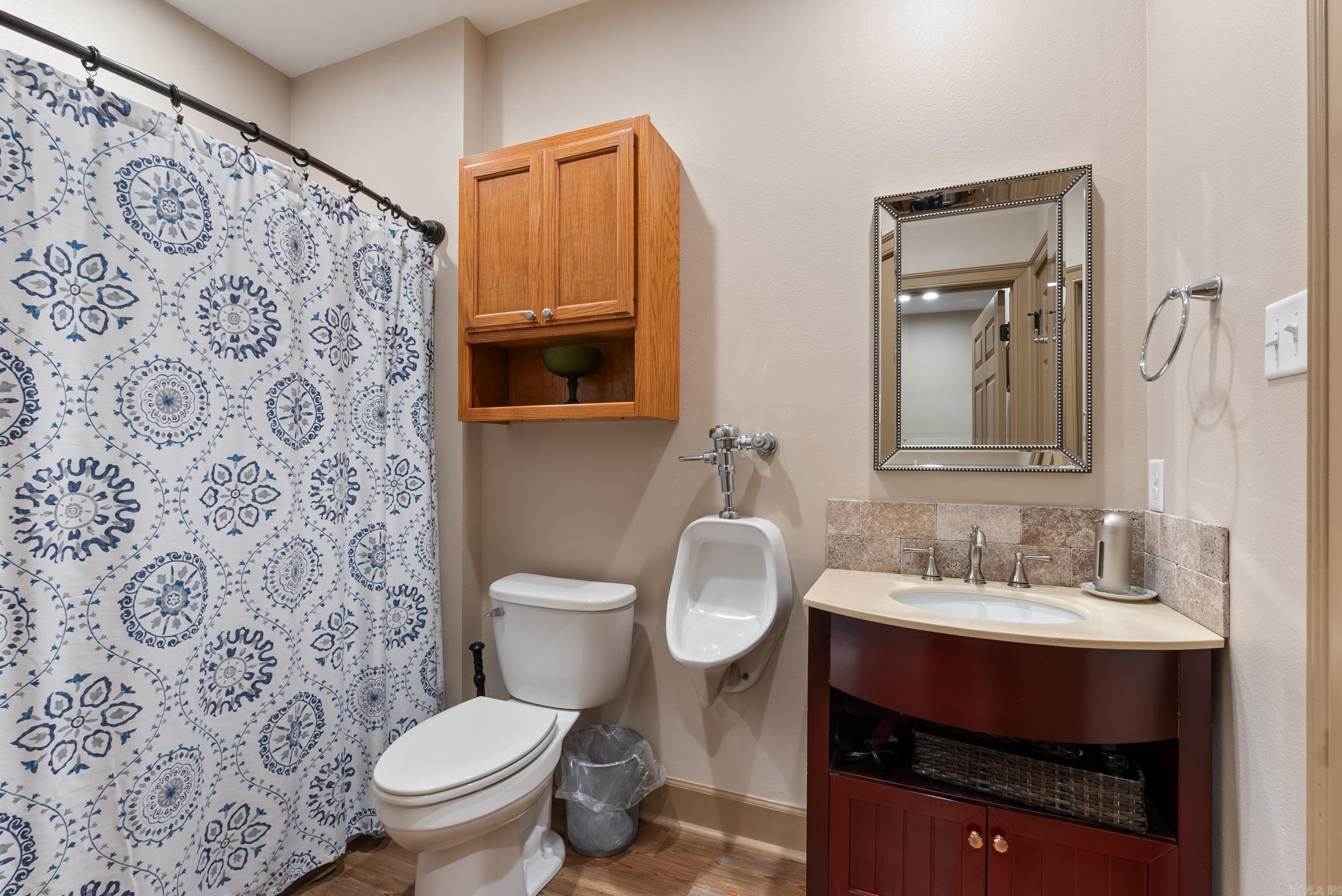 HIGH POINT - Residential