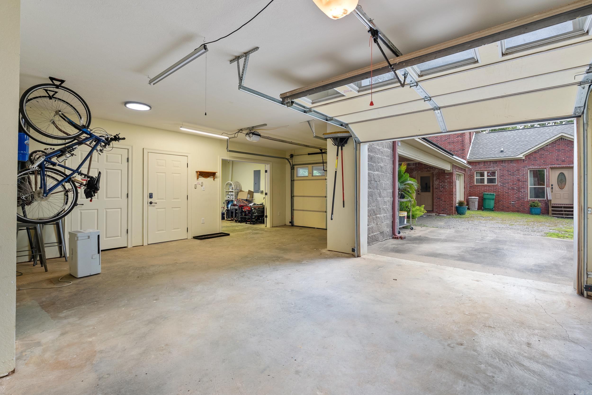 HIGH POINT - Residential