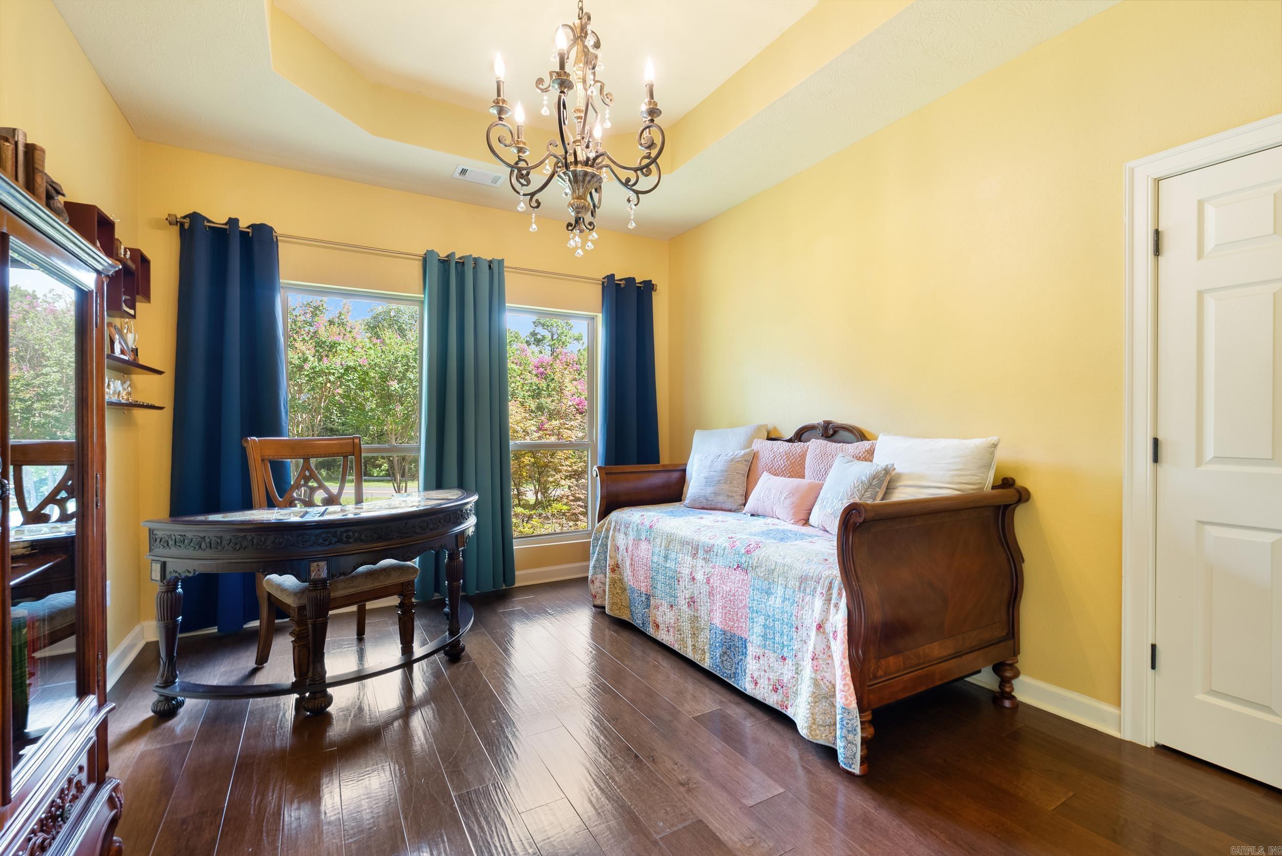 HIGH POINT - Residential