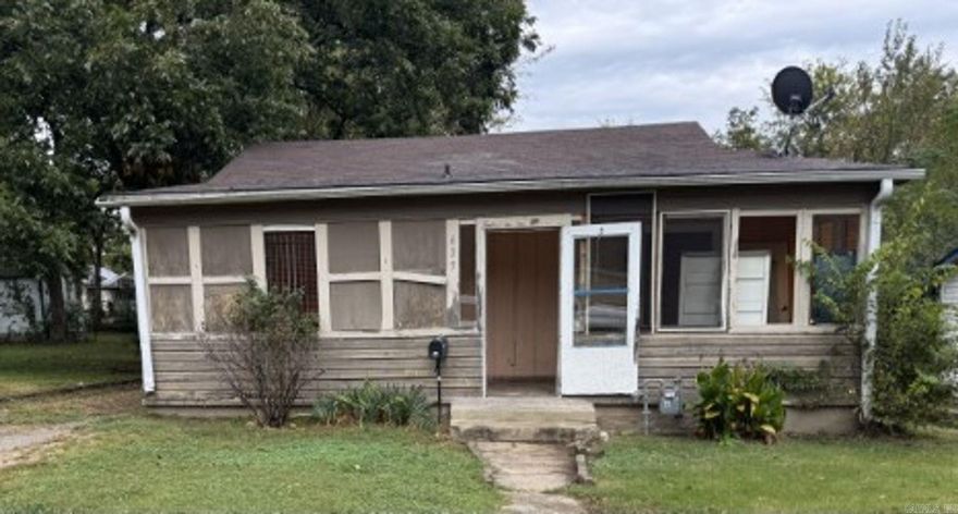 Charming 1940 Home with great potential just minutes from Downtown.  Home offers 1,140 sq ft of character and opportunity. Enjoy the nice backyard, ideal for entertaining, complete with a good-sized storage building for tools or treasures.  Needs some work, but with a little vision, it can shine again.