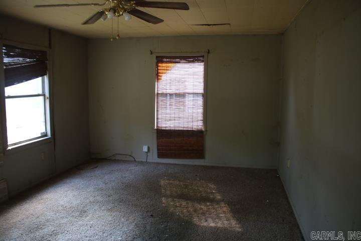 Farmeres 3rd - Residential