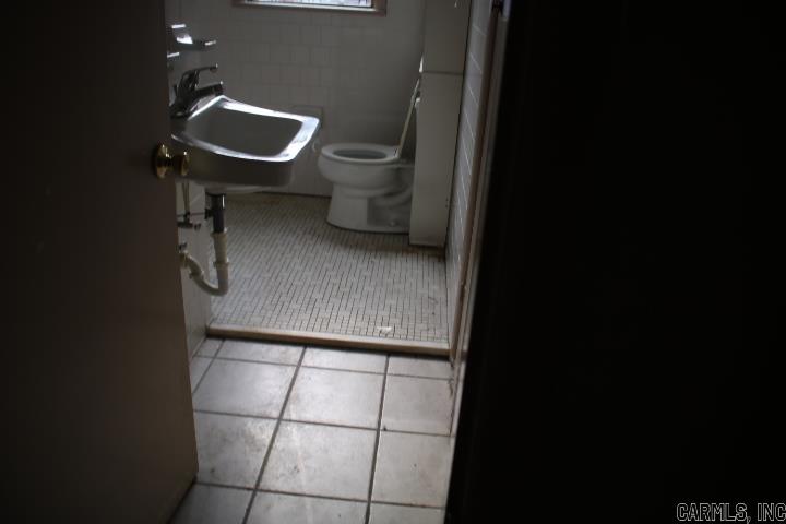 Farmeres 3rd - Residential