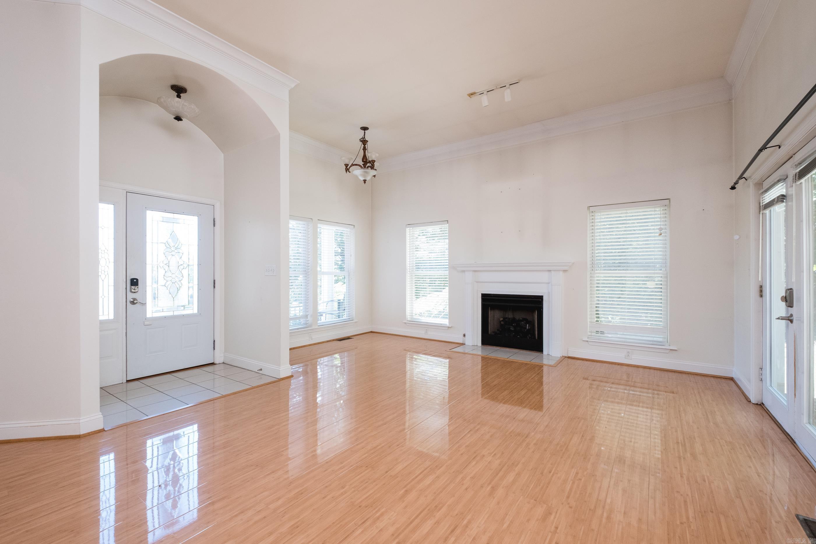 WALTON HEIGHTS - Residential