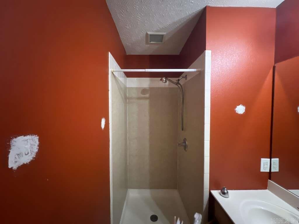 WOODED ACRES - Residential