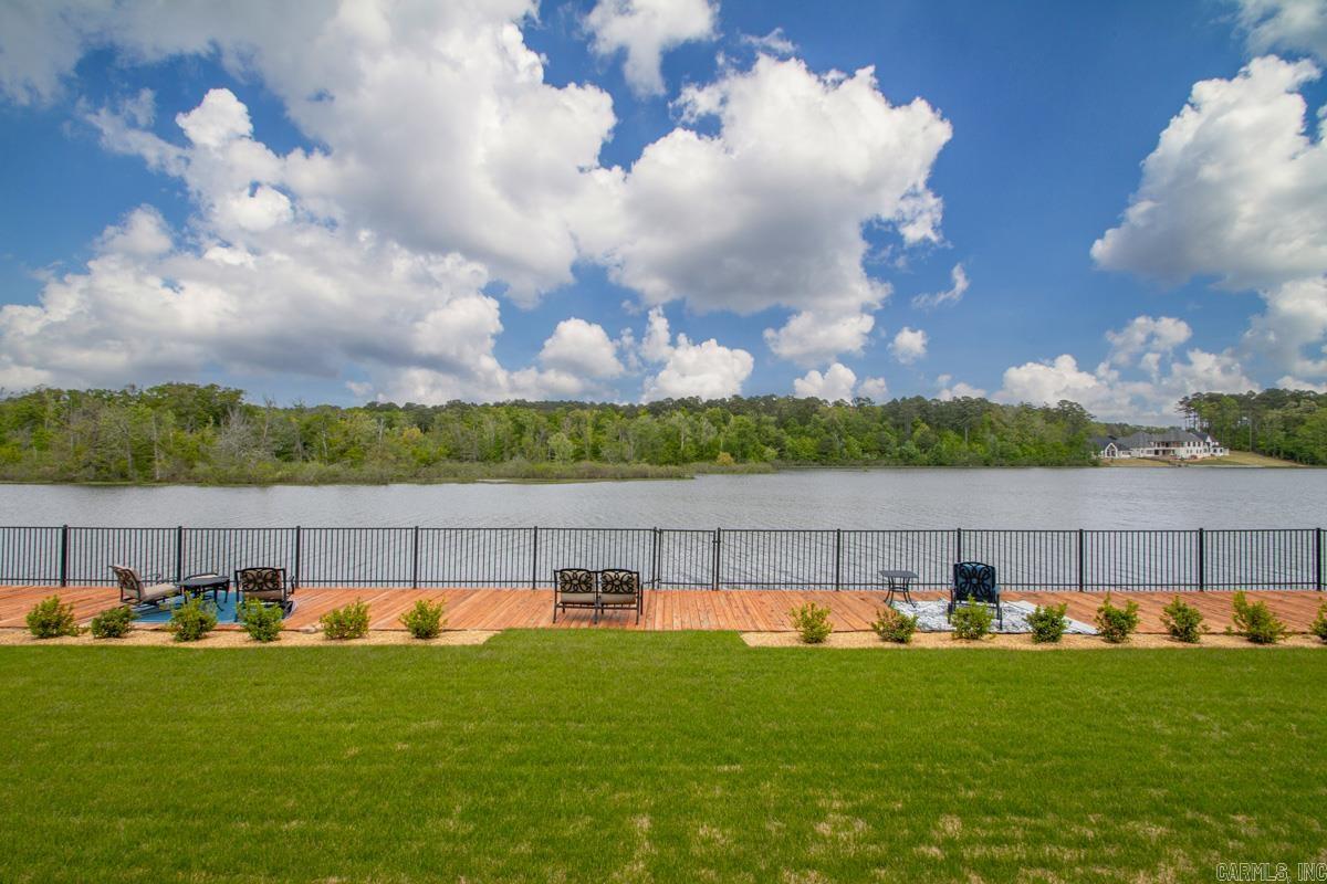 WESTSHORE ADDN HURRICANE LAKE ES - Residential