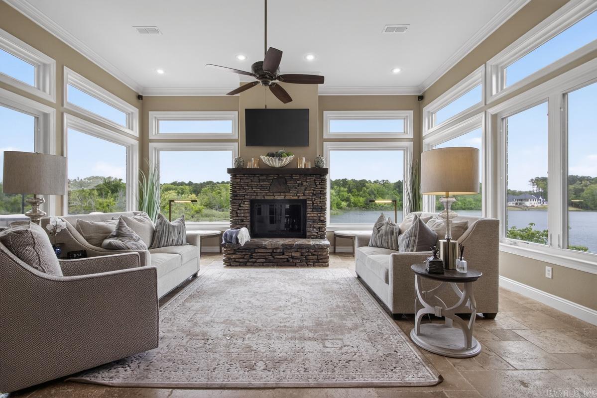WESTSHORE ADDN HURRICANE LAKE ES - Residential