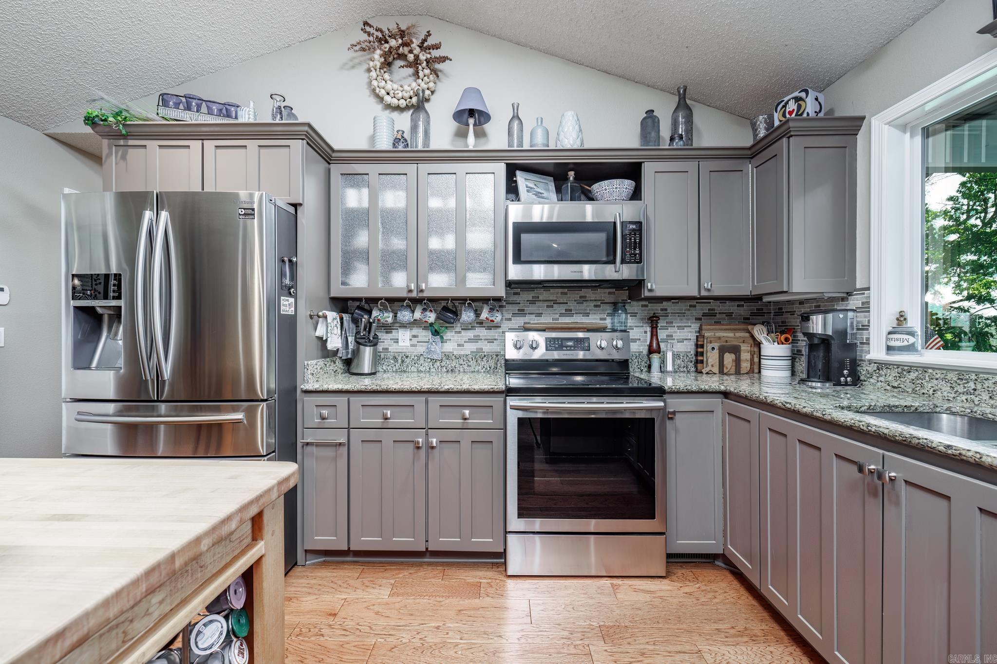 BINEFAR - Residential